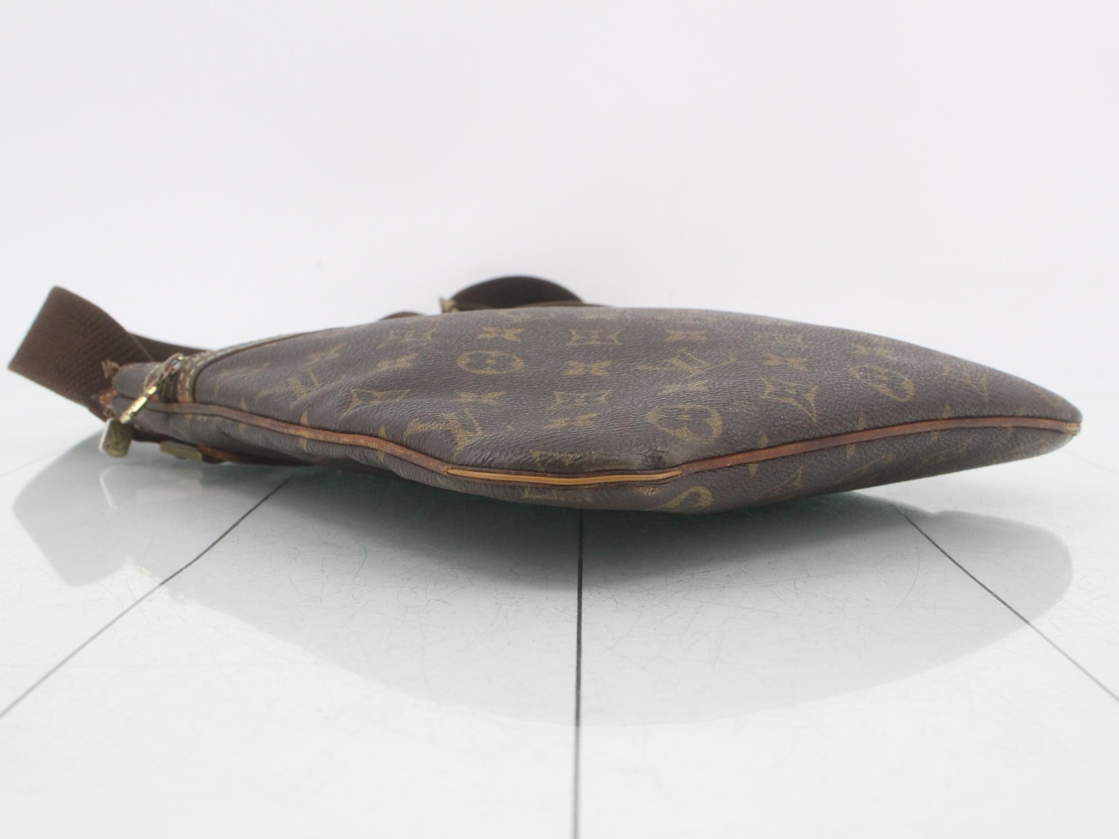 Monogram M40044 Pochette Bosphore — view 5