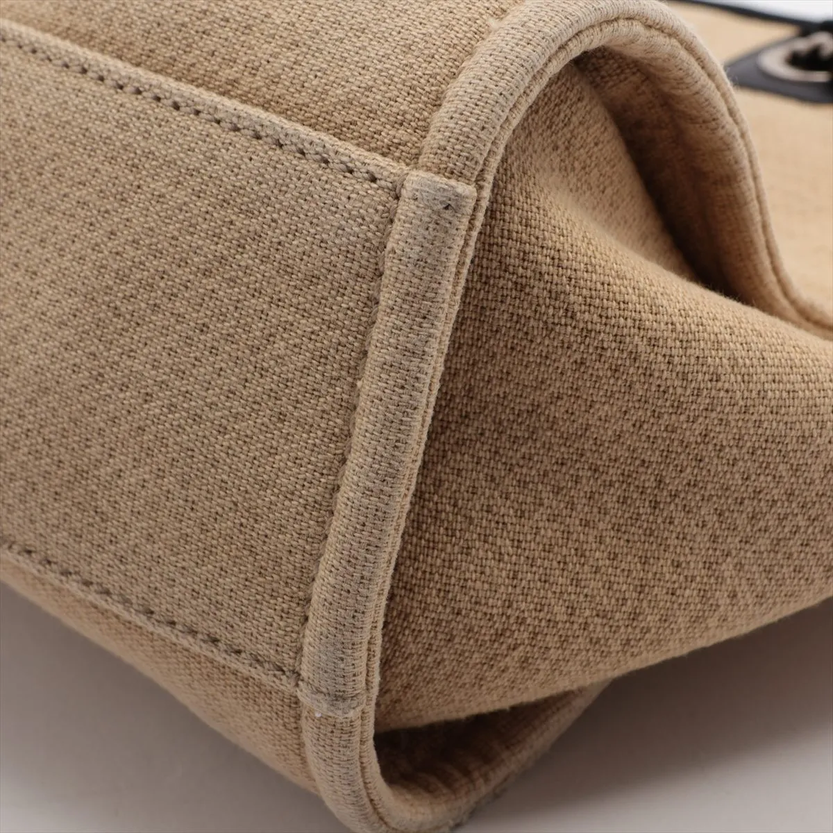Deauville MM canvas x leather chain tote bag beige silver hardware 15792338 15th series — view 15