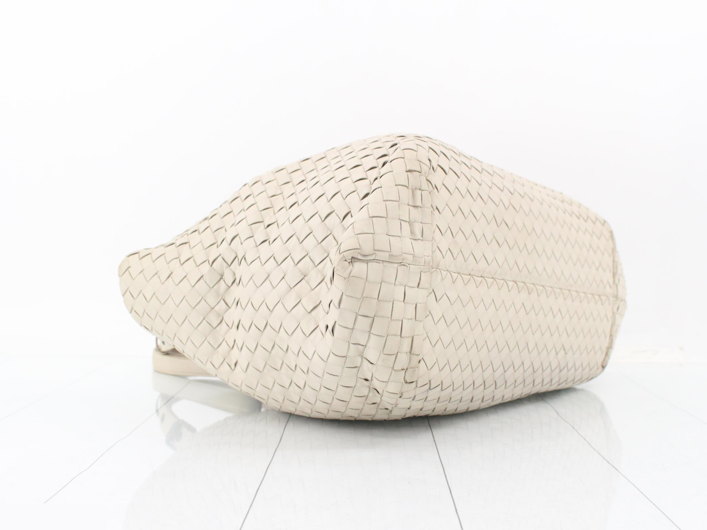 Intrecciato (bag) - Tote bag - White — view 5