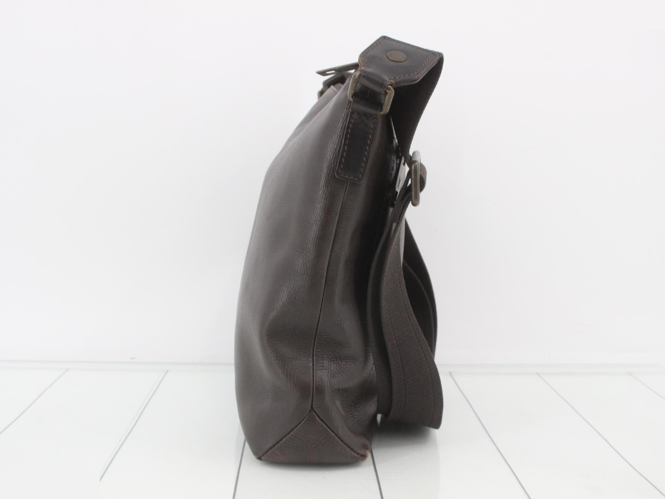 shoulder bag — view 4