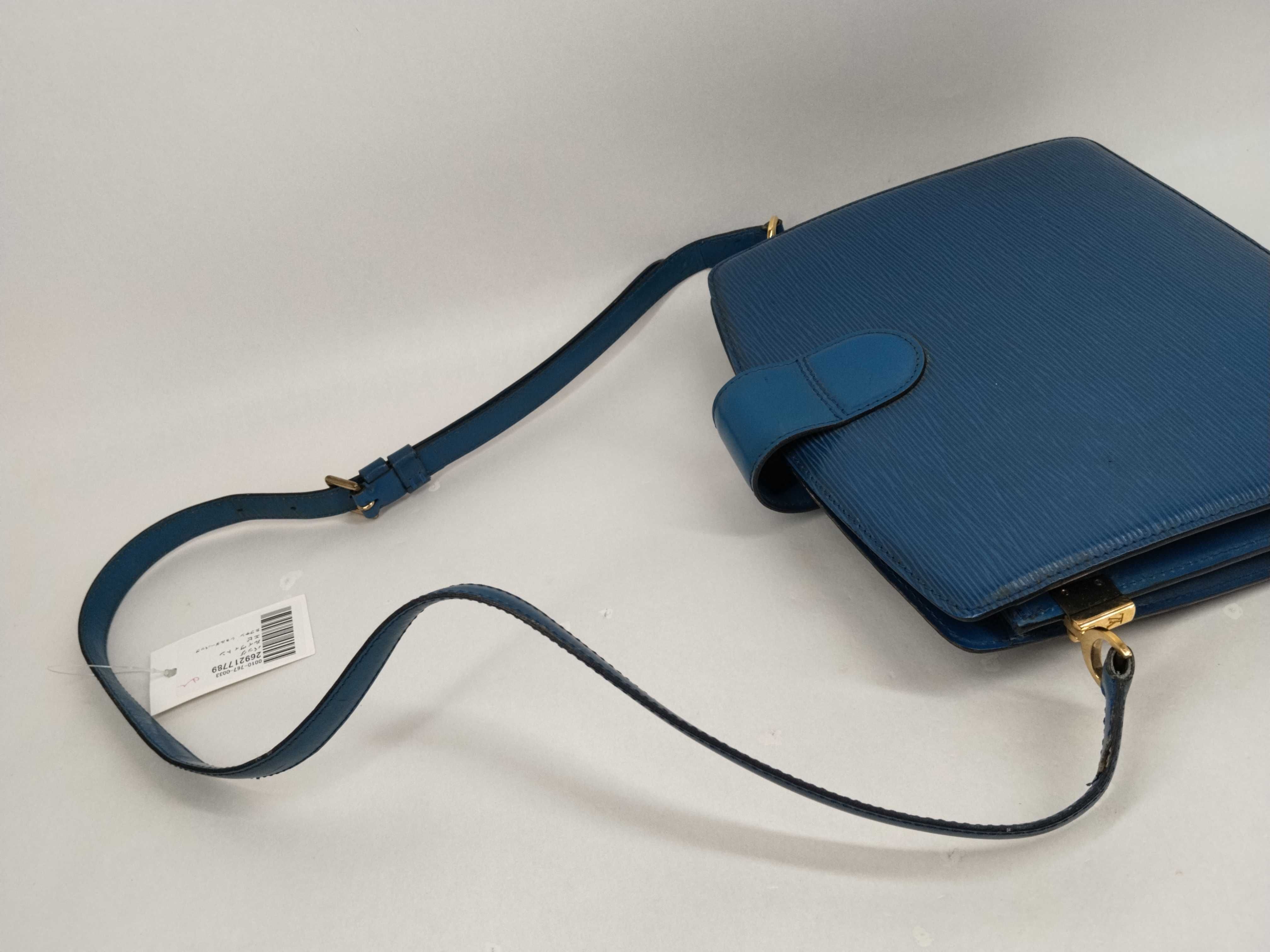 Epi Capucines Shoulder Bag — view 6