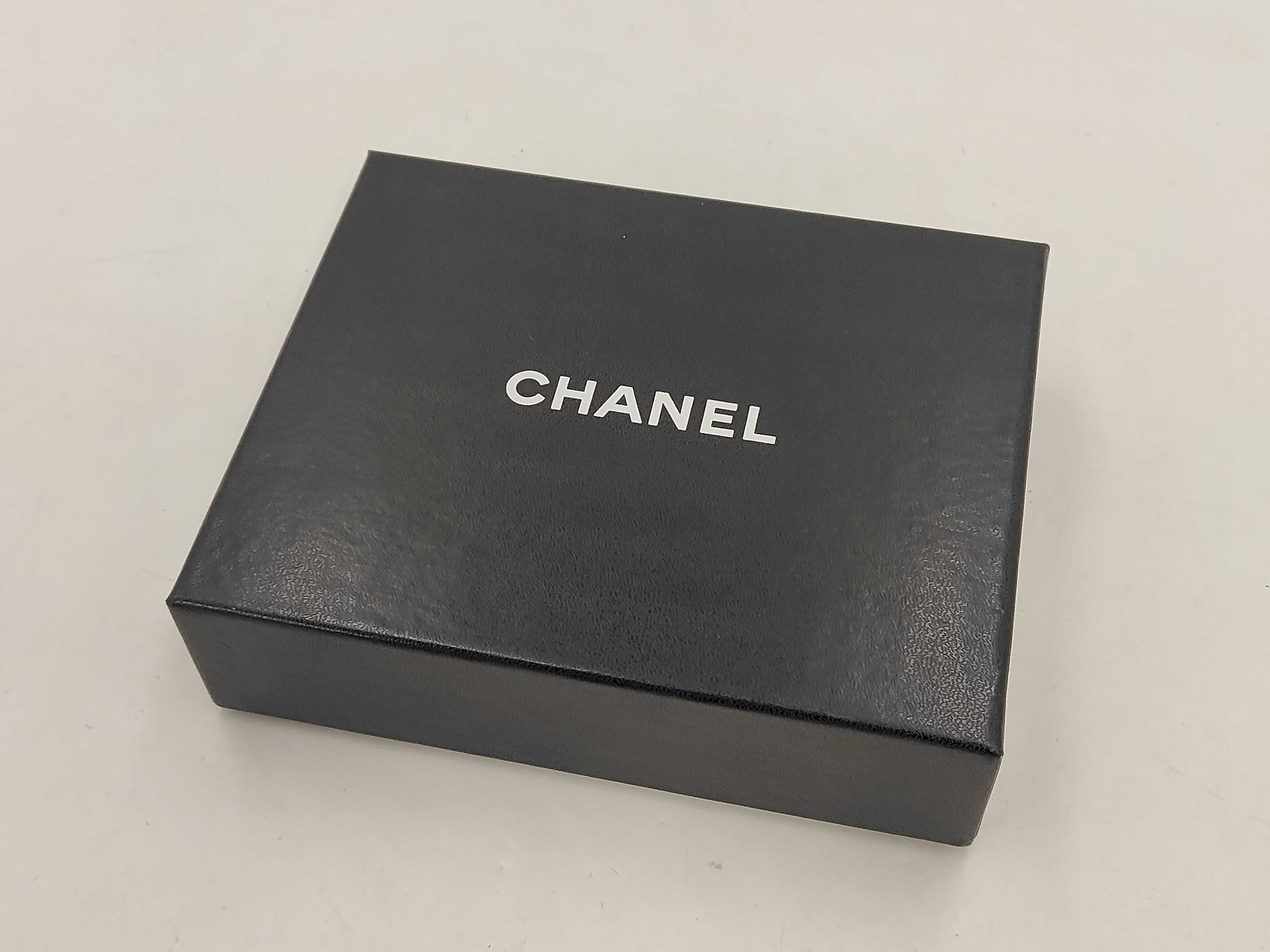 Camellia Hair Accessory and Other Accessories — view 6