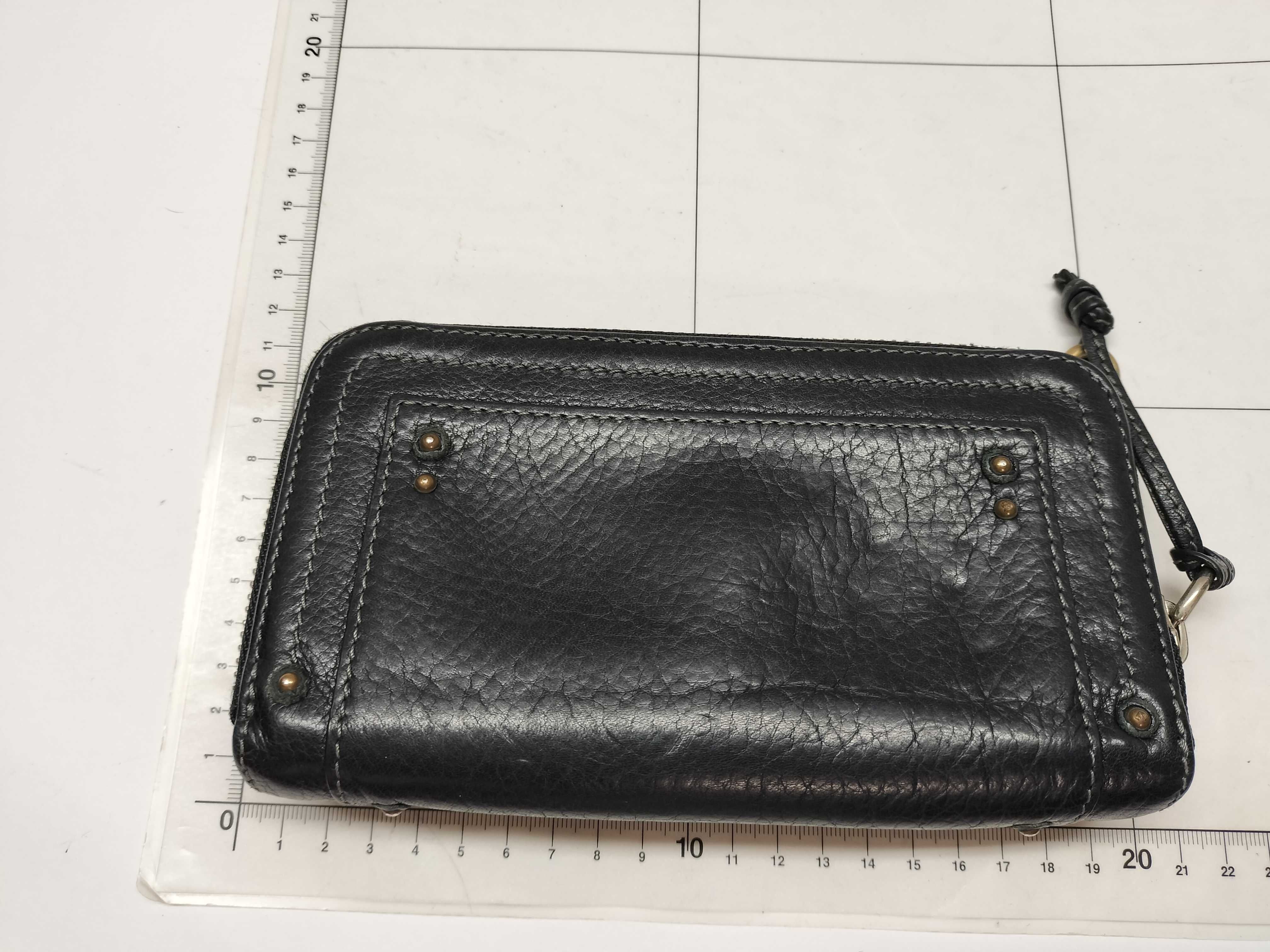 Paddington Round Zip Long Wallet — view 2