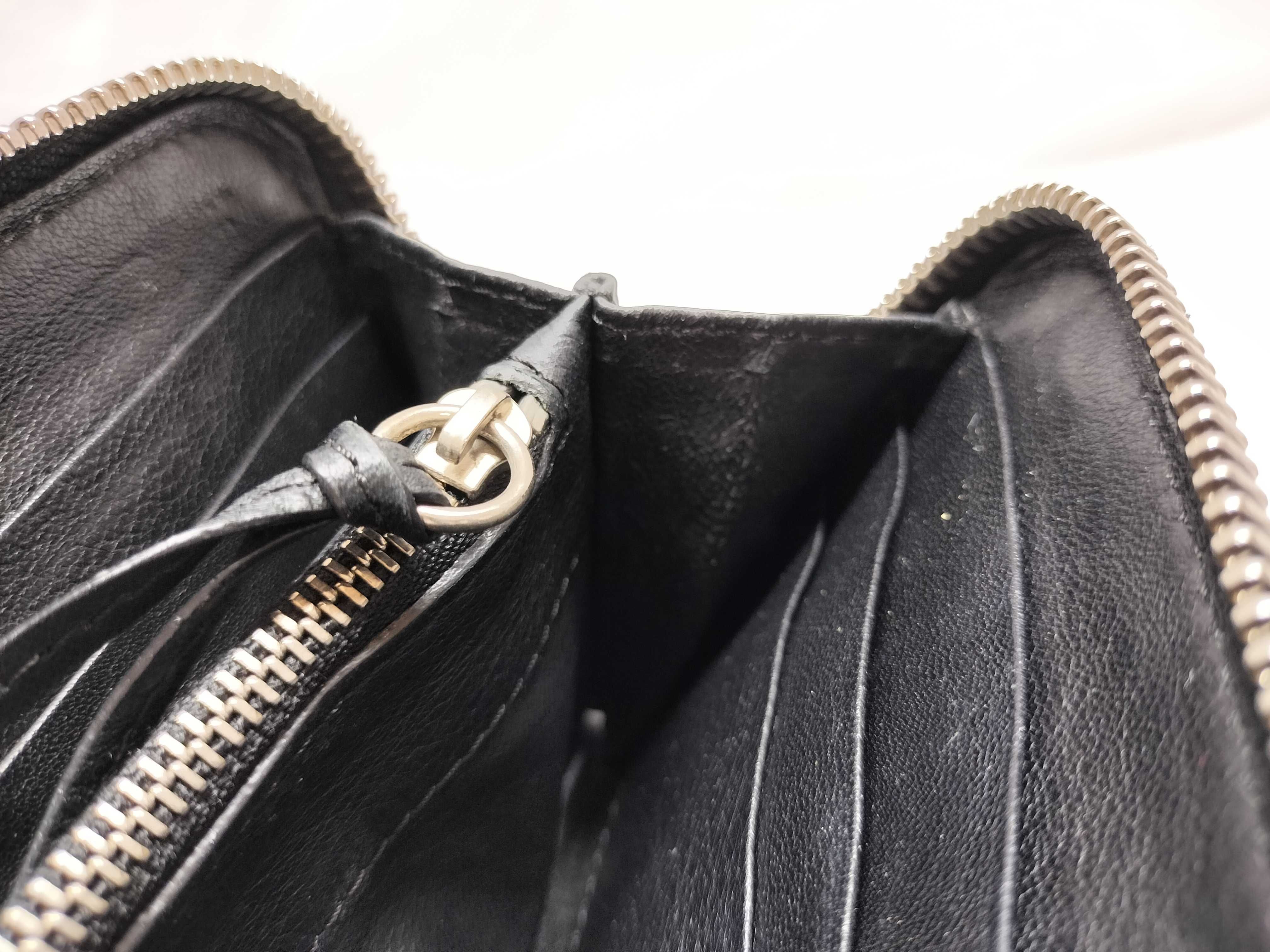 Paddington Round Zip Long Wallet — view 11
