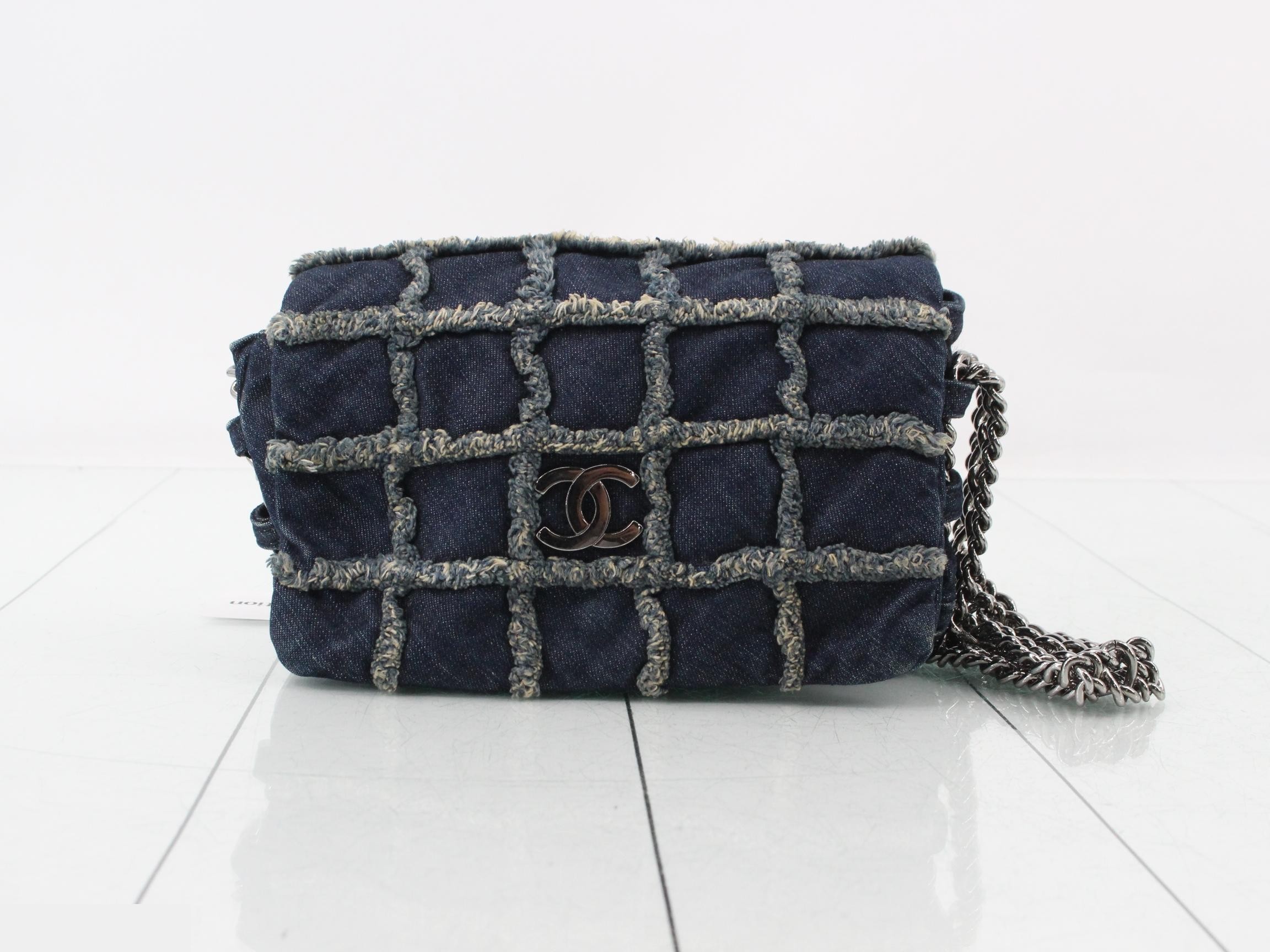 Denim Coco Mark Chain Semi-Shoulder Bag