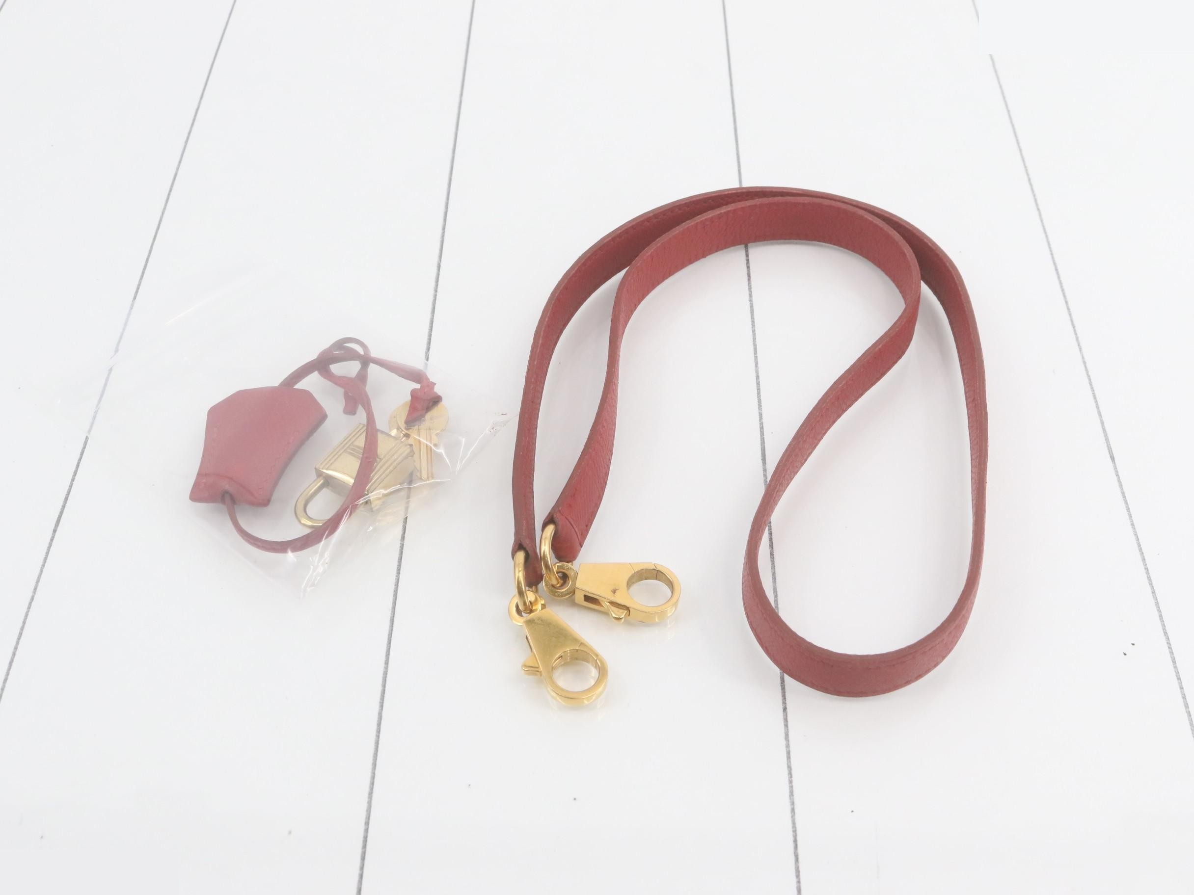 Bolide 35, A stamp, leather, red, gold hardware — view 8