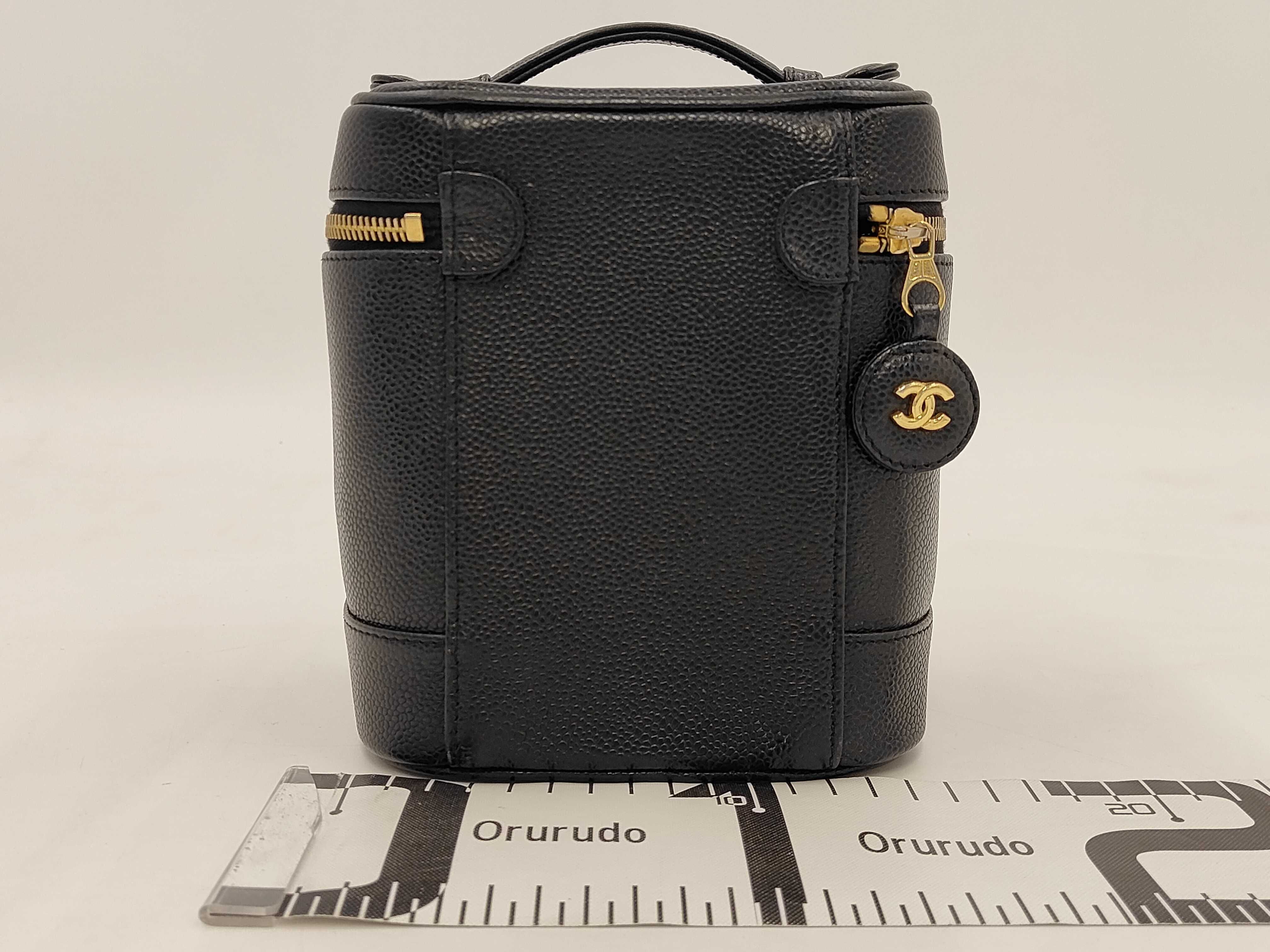 Caviar Skin Vanity Bag Gold Zip Coco Mark Black Vanity Bag — view 2