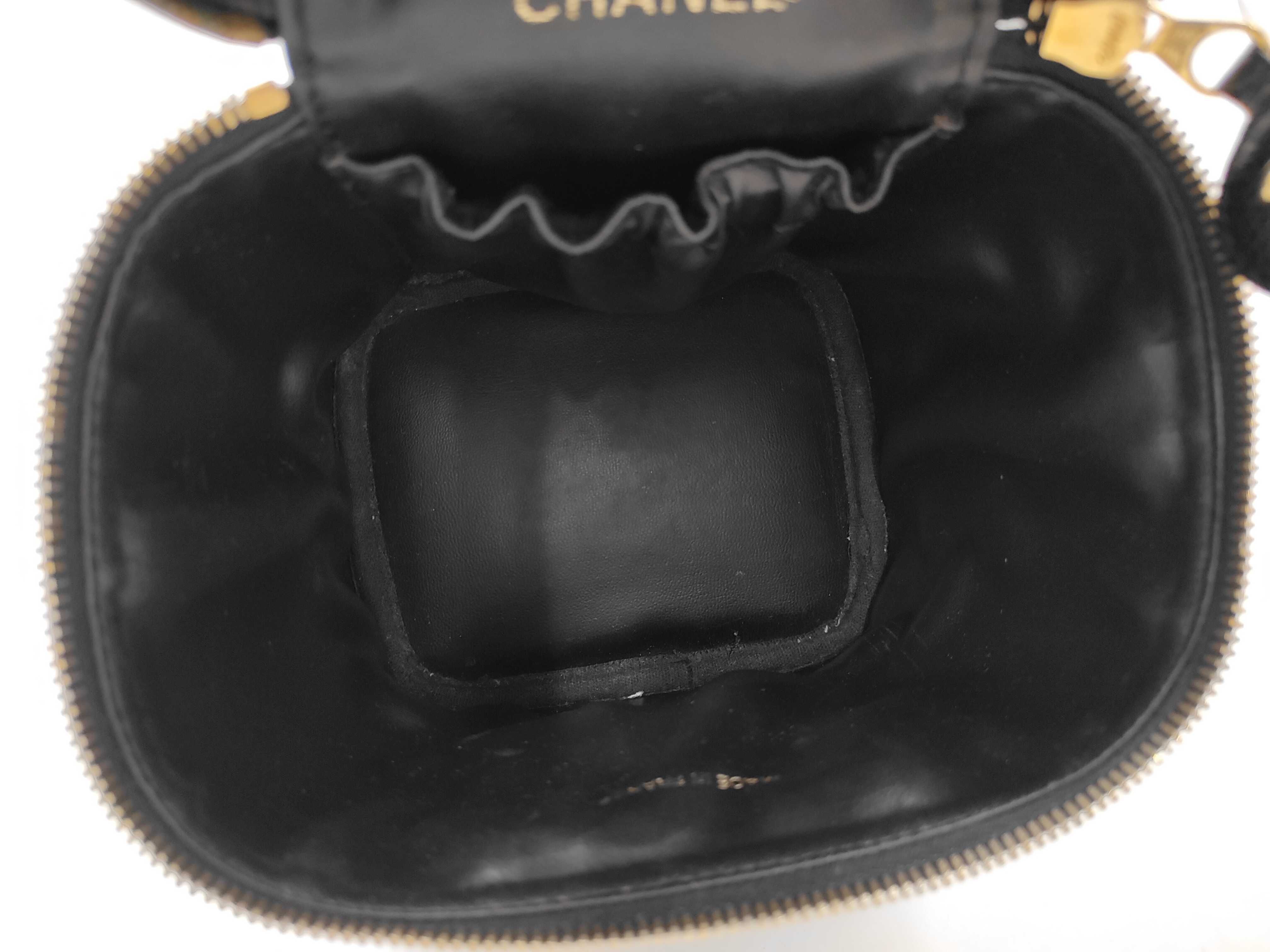 Caviar Skin Vanity Bag Gold Zip Coco Mark Black Vanity Bag — view 10