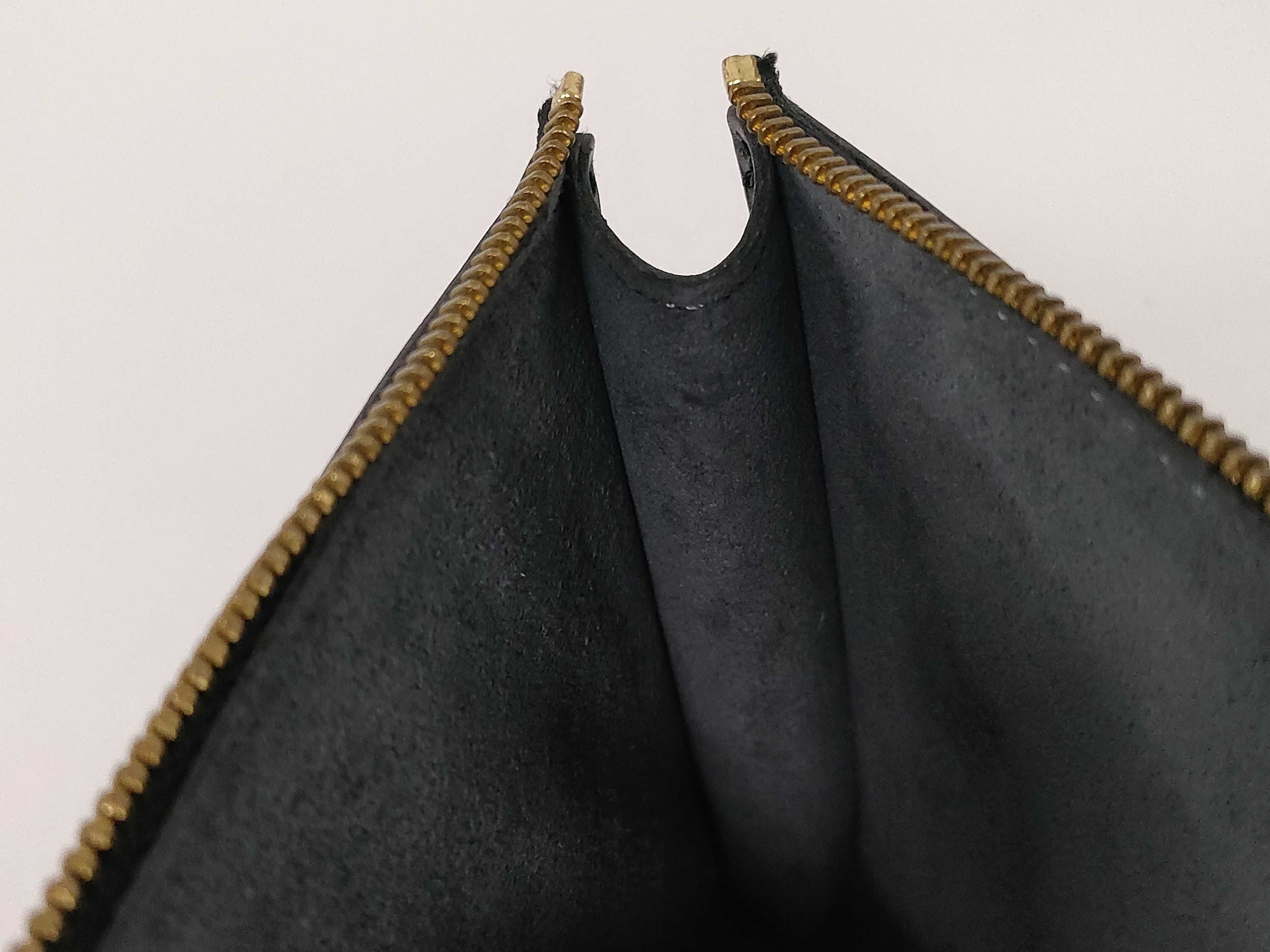 Epi Pouch (Noir) - Pochette Accessoires M52942 AR1905 — view 10