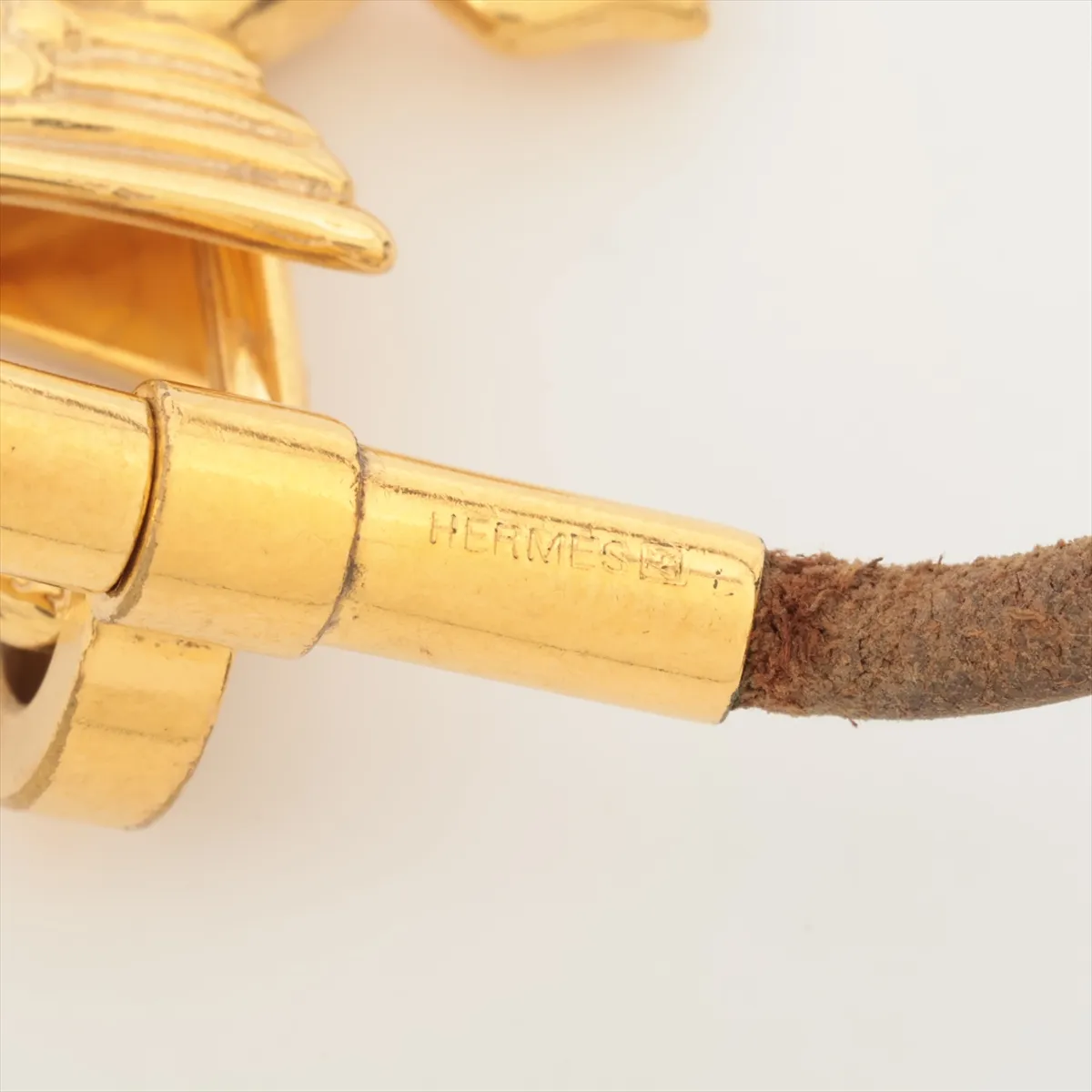 Cadena Pegasus Necklace GP x Leather Gold — view 4
