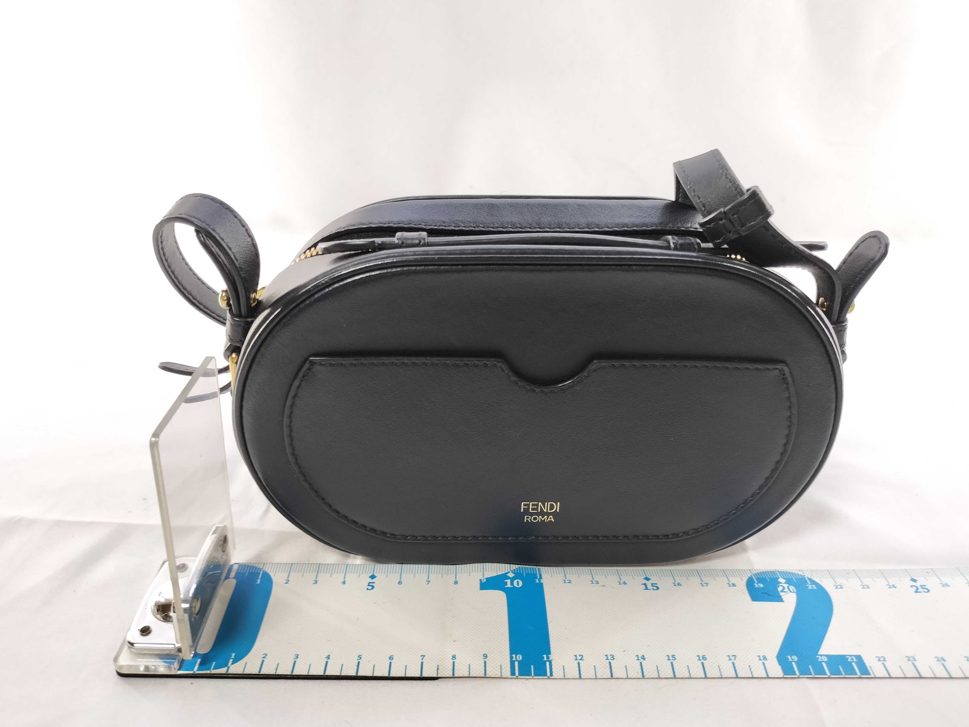 O'Lock Camera Case Shoulder Bag — view 2