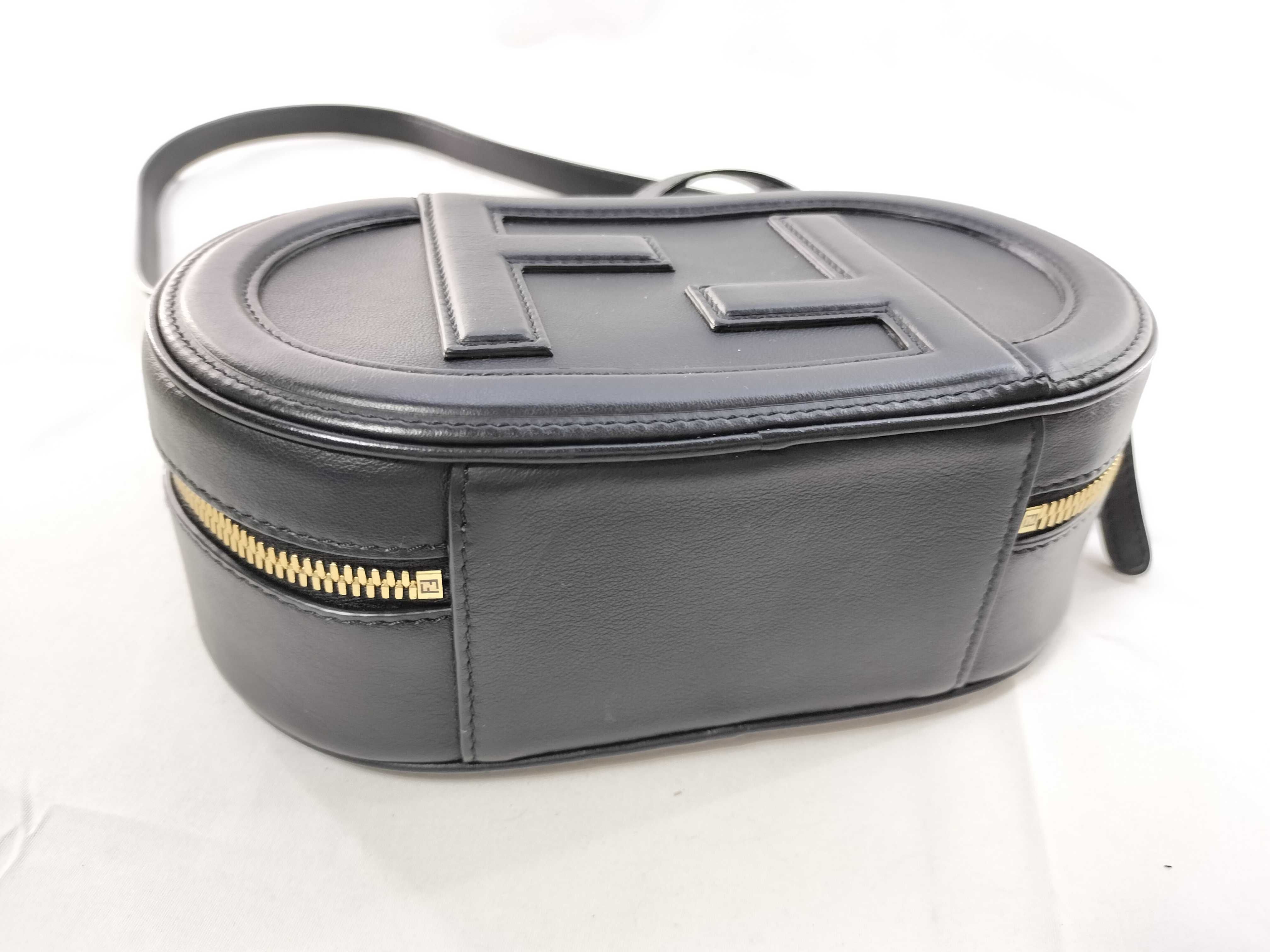 O'Lock Camera Case Shoulder Bag — view 8