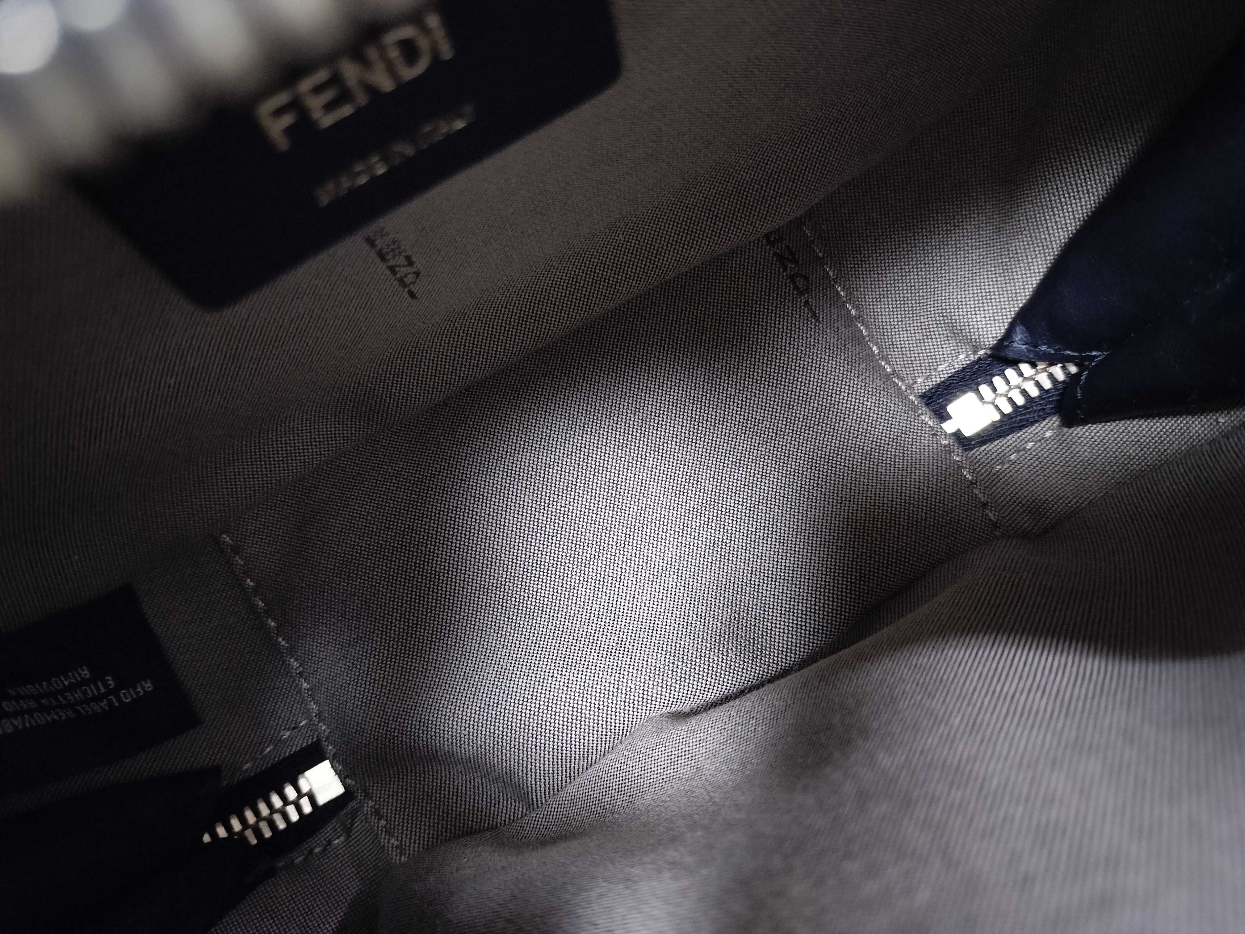 O'Lock Camera Case Shoulder Bag — view 10
