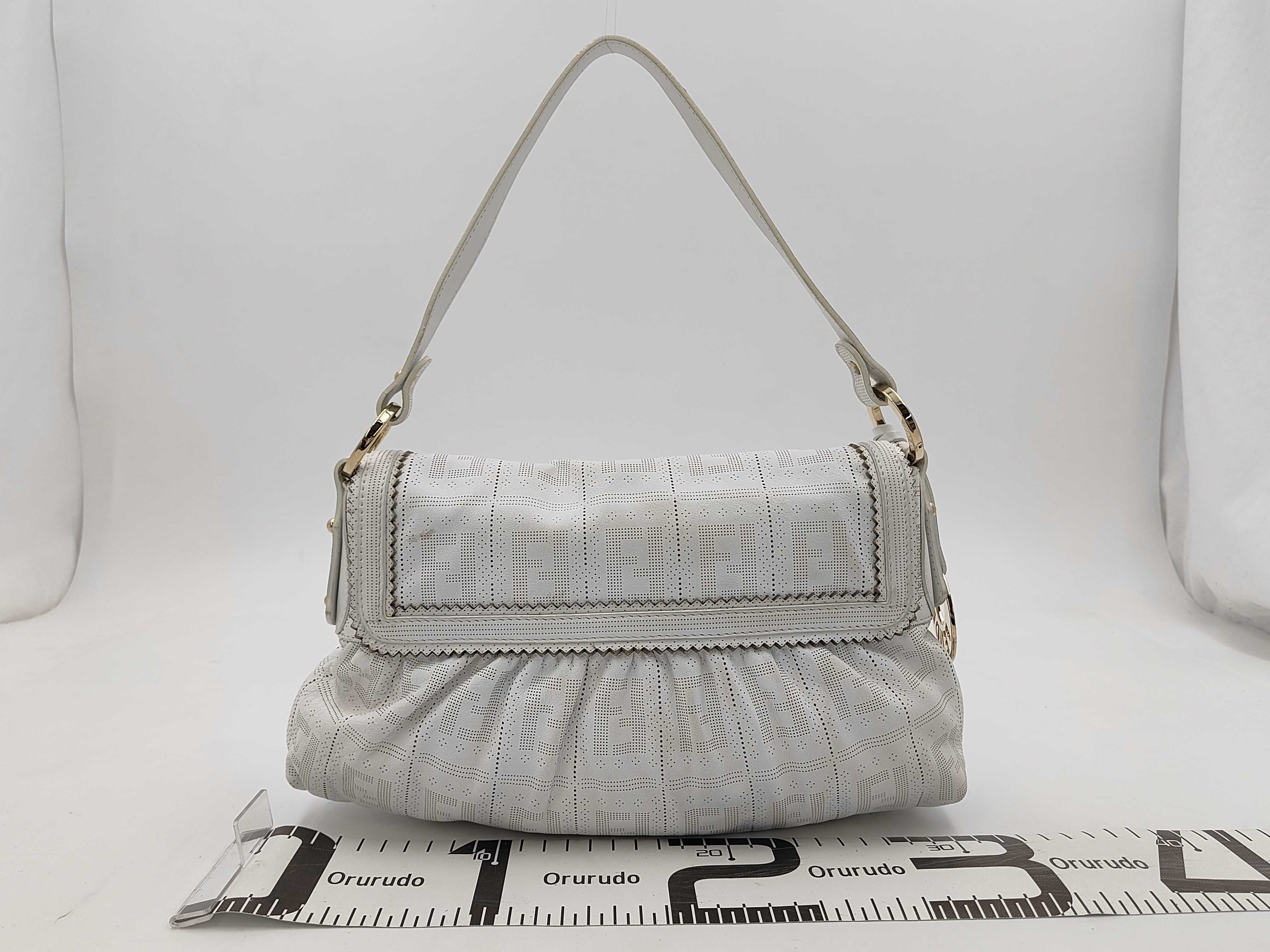 Zucca 8BR445 Hobo Chef Bag, Perforated Calfskin, White, 30x21x5cm, Shoulder Bag — view 2