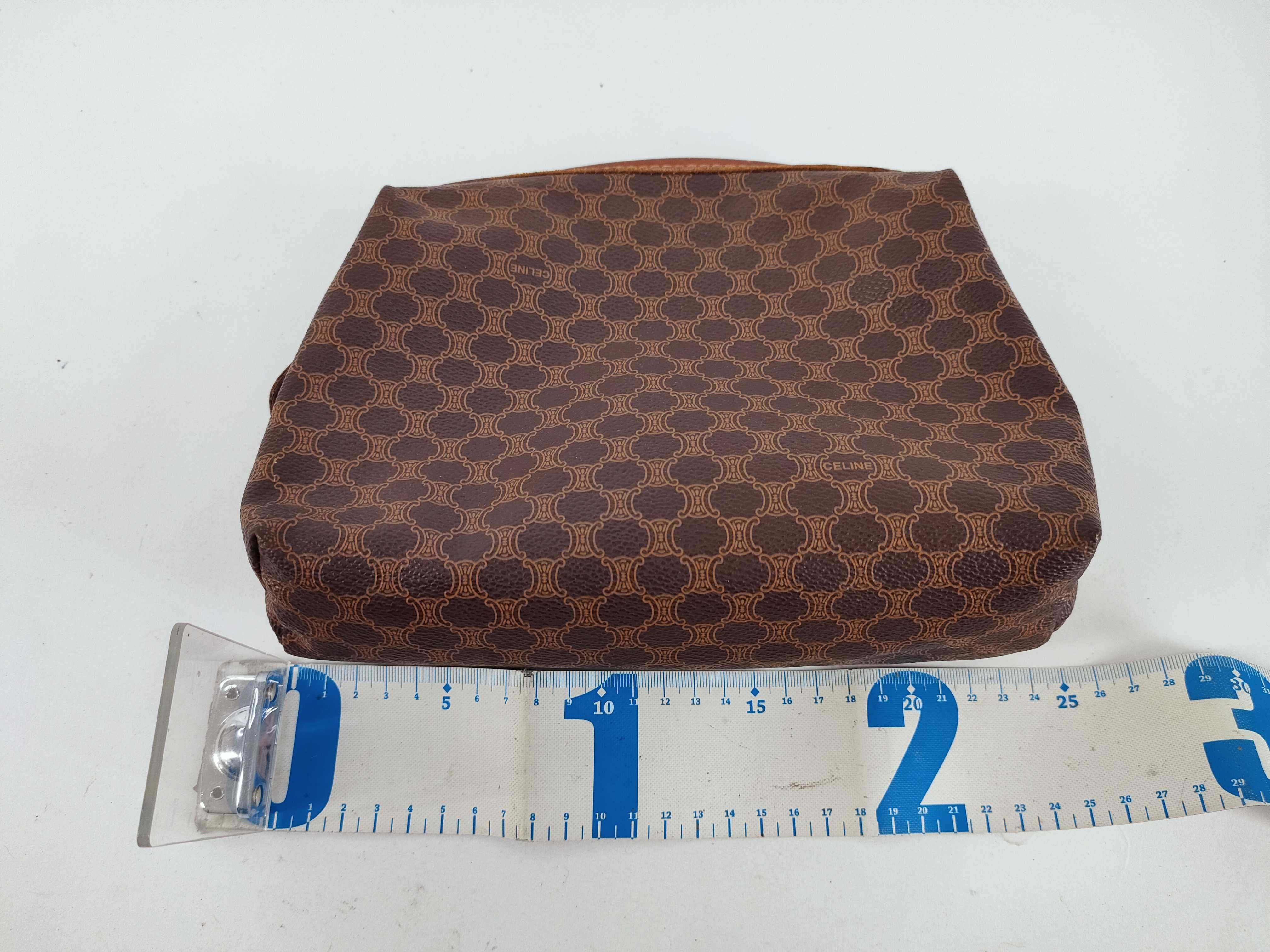 pouch — view 2