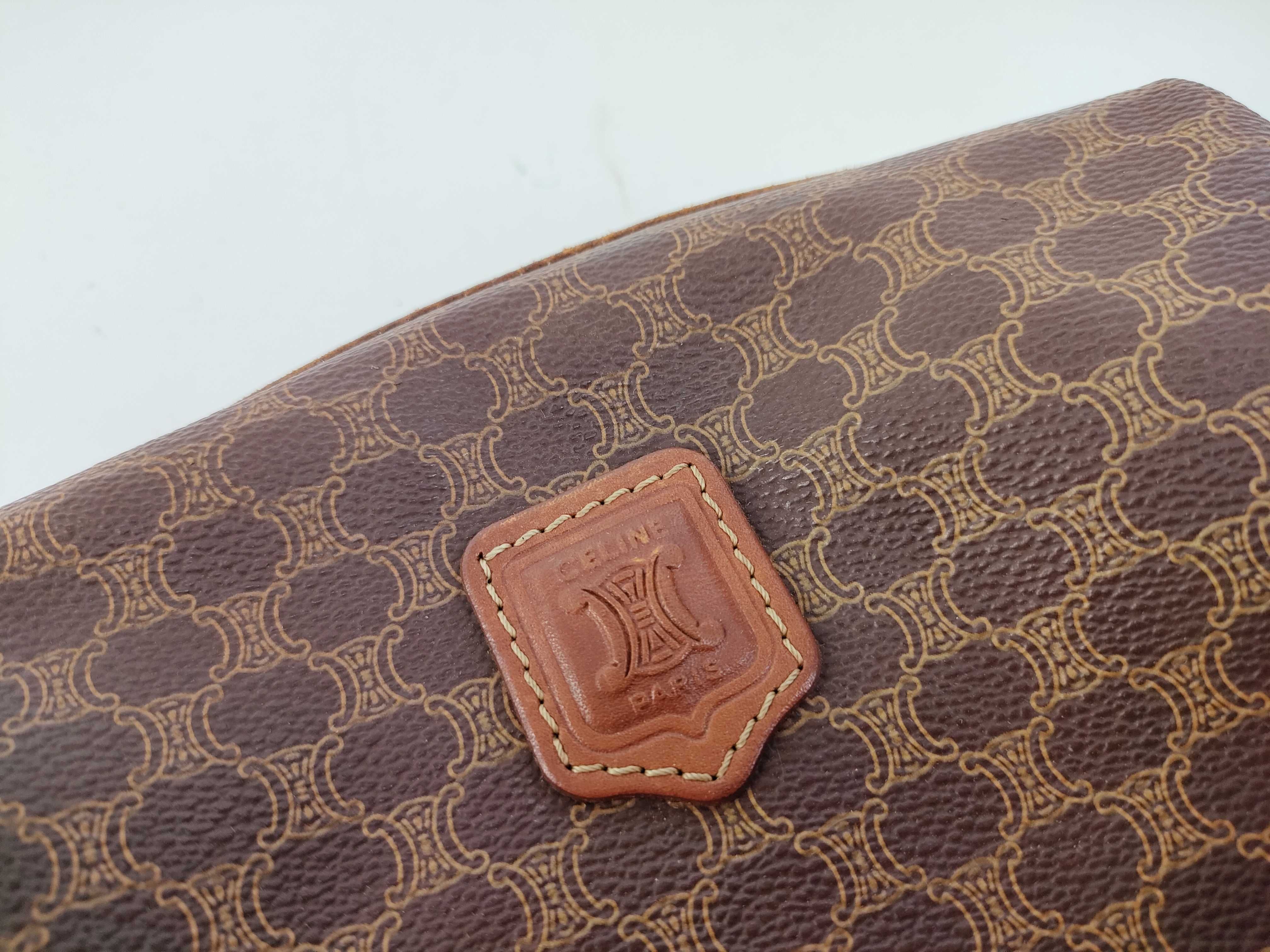 pouch — view 11