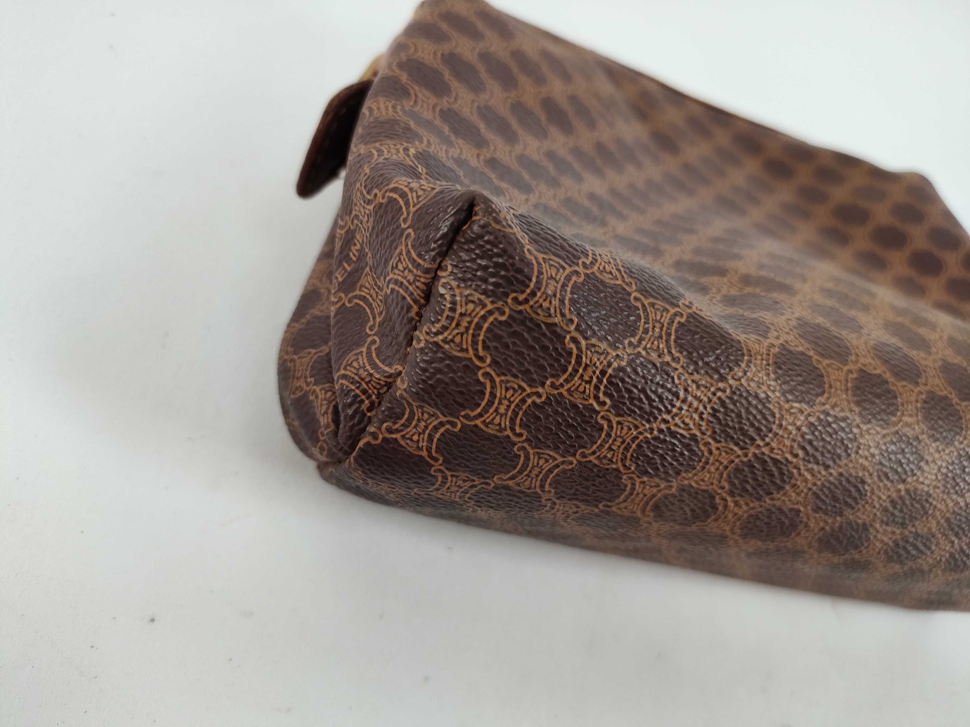 pouch — view 4