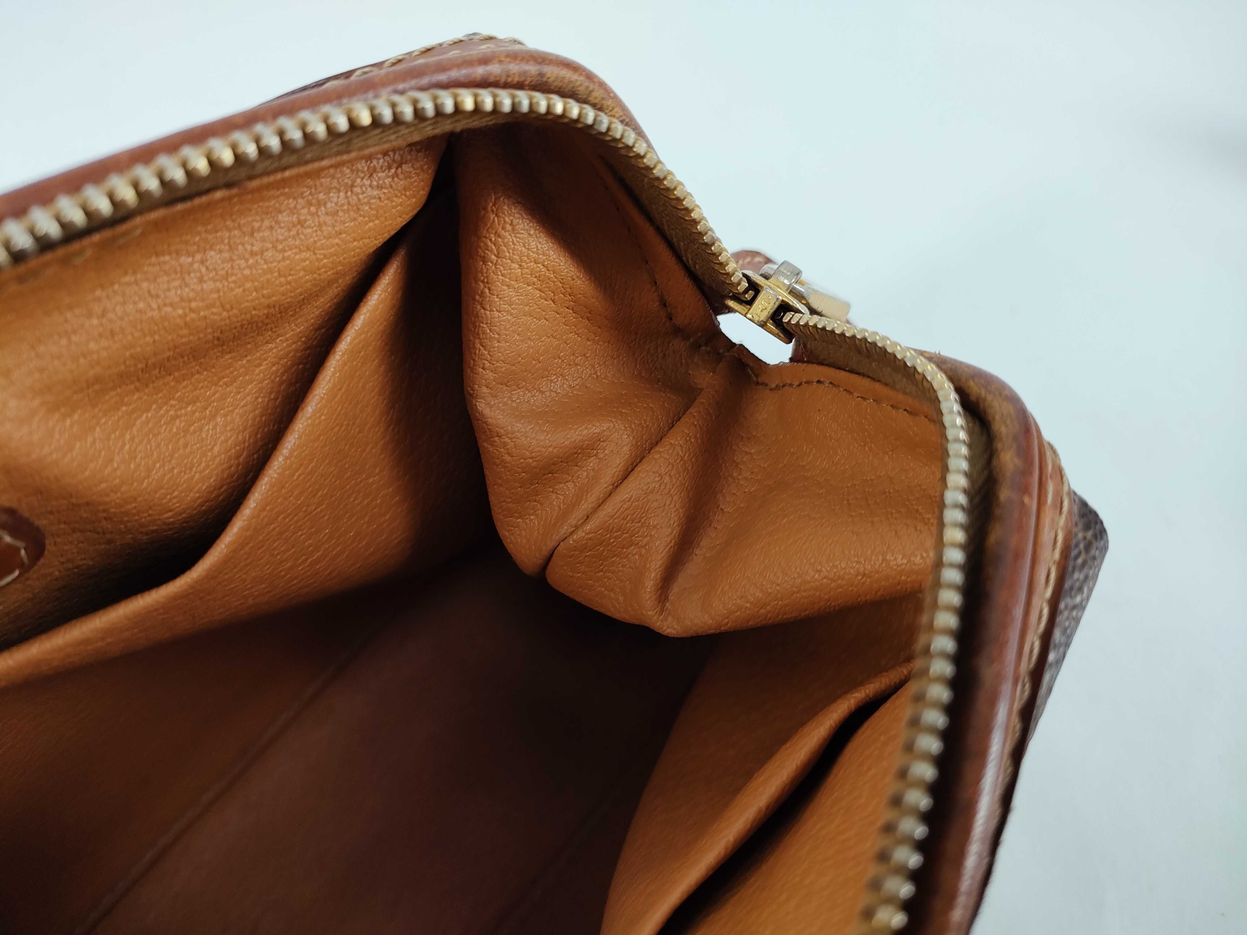 pouch — view 5