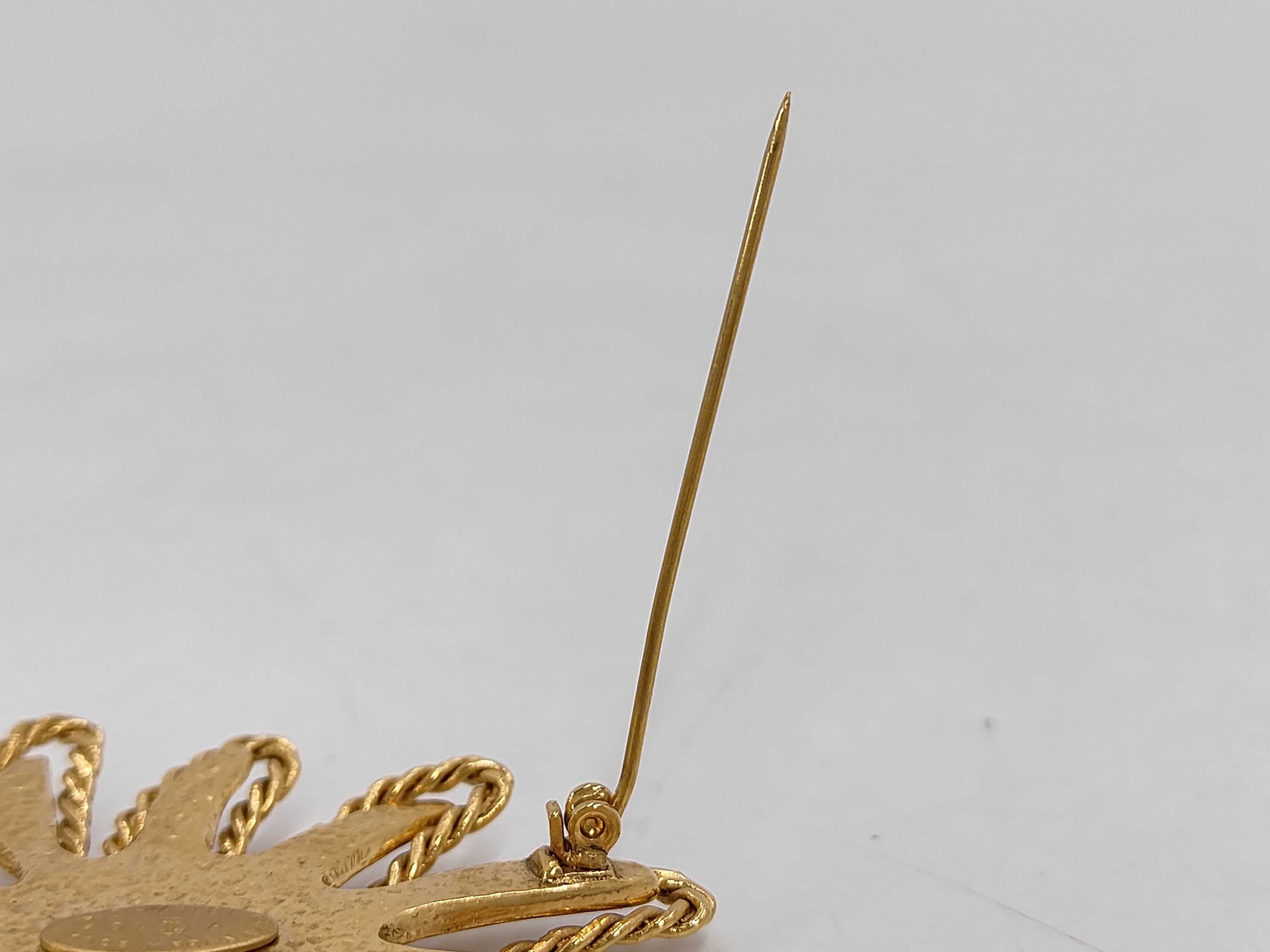 Brooch, Coco Mark Sun, Gold Brooch — view 3