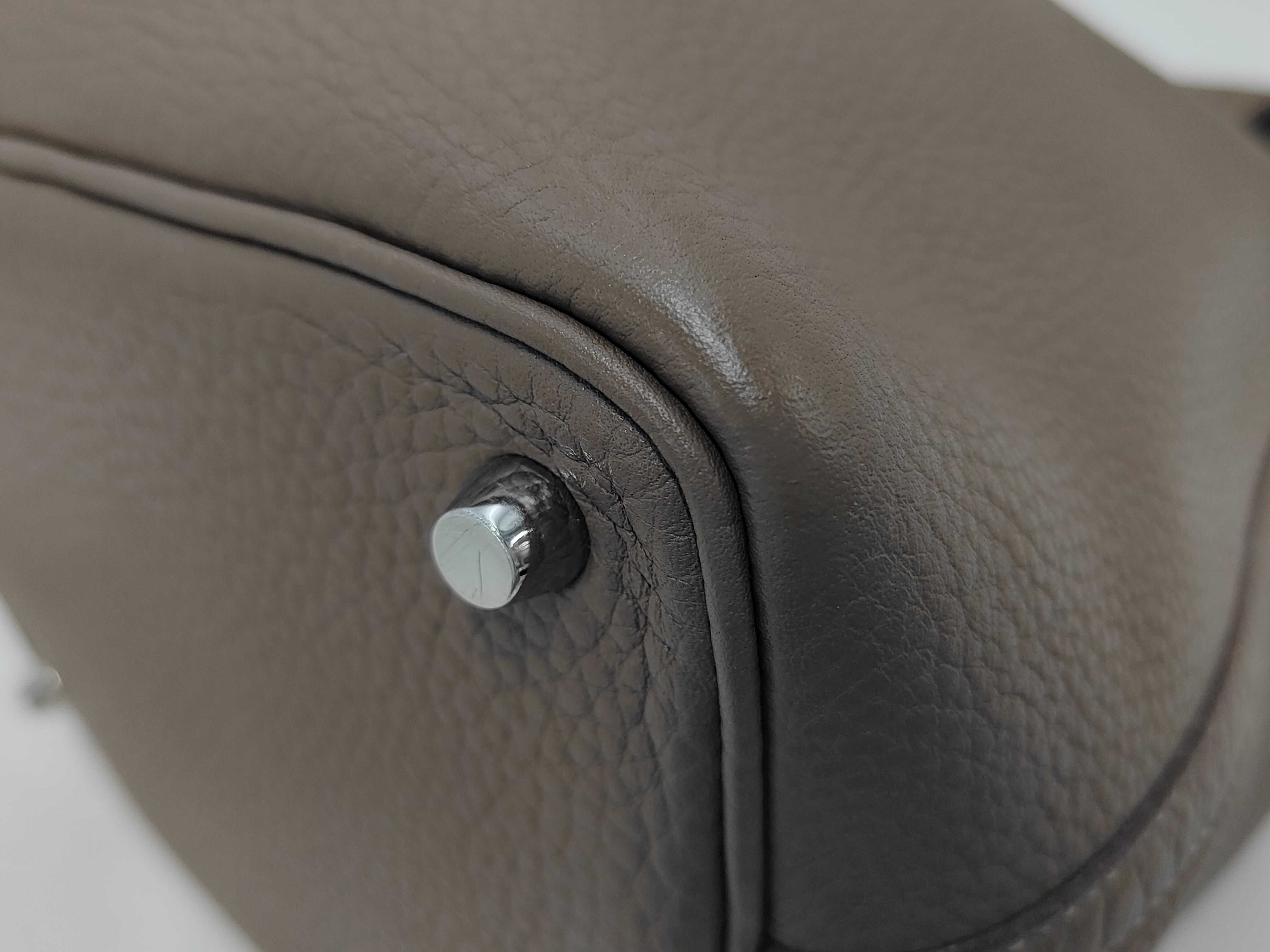 Picotin Lock Handbag, Taurillon Clemence Leather, Etoupe, Silver Hardware — view 3