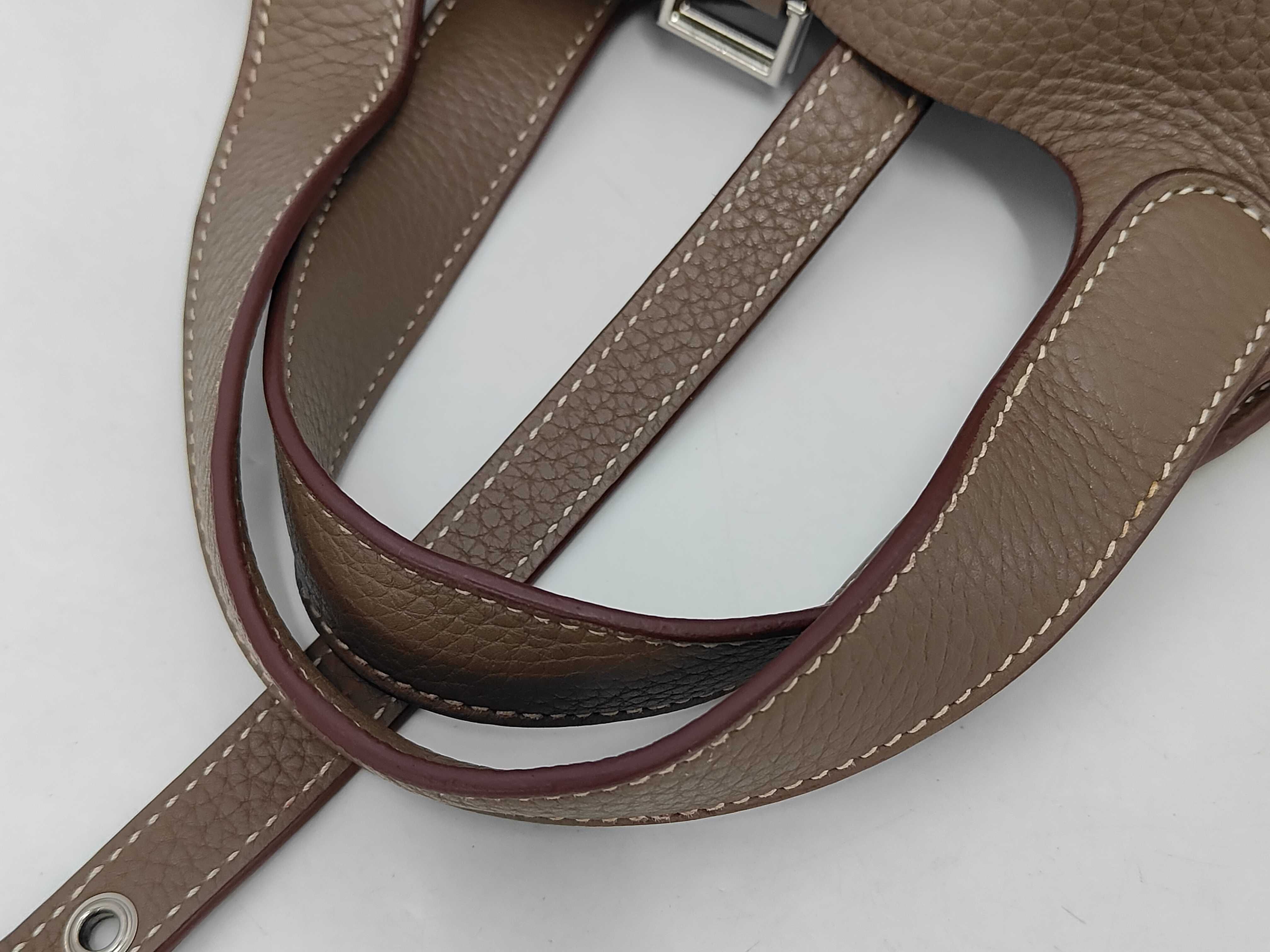 Picotin Lock Handbag, Taurillon Clemence Leather, Etoupe, Silver Hardware — view 5