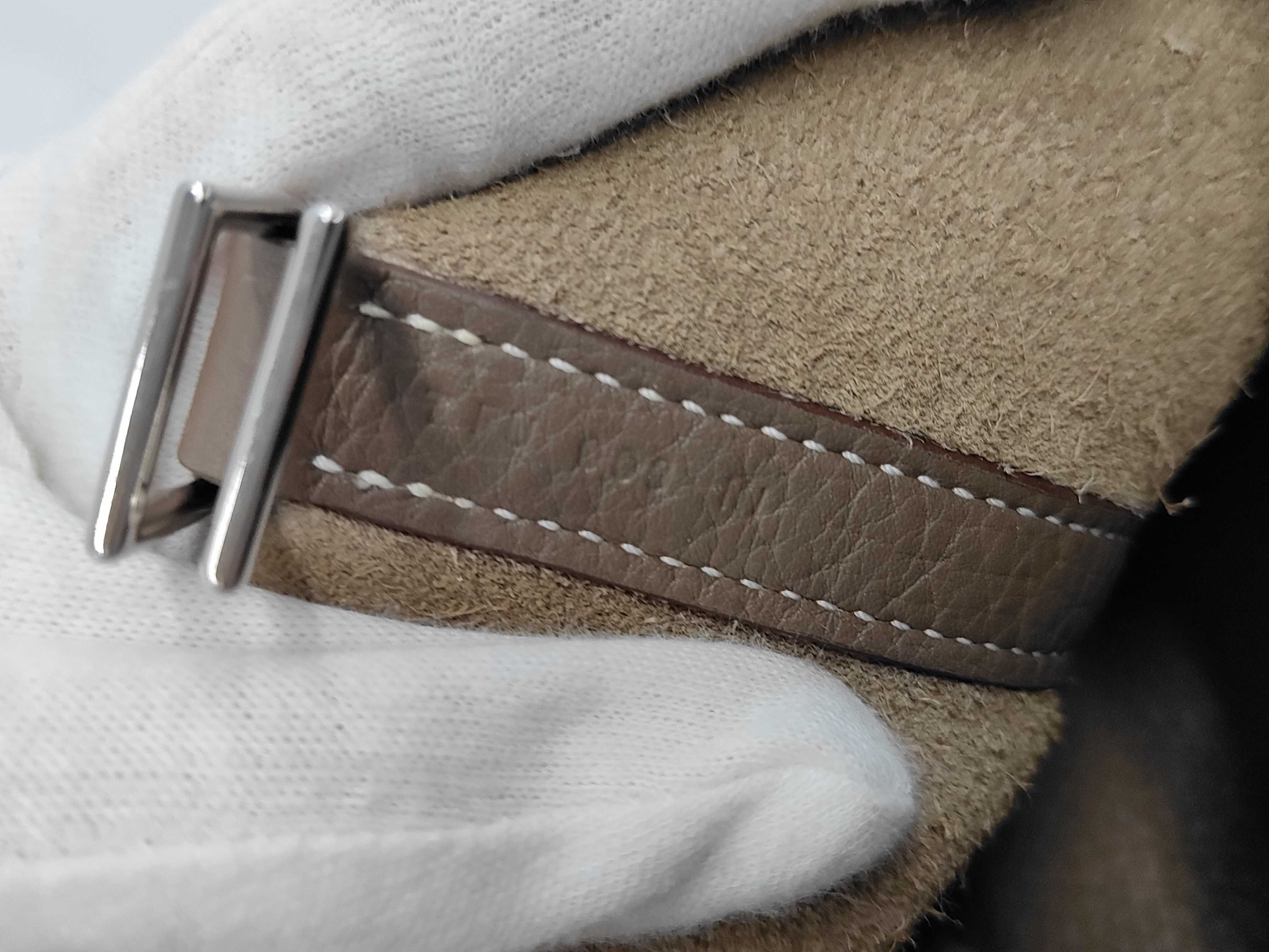 Picotin Lock Handbag, Taurillon Clemence Leather, Etoupe, Silver Hardware — view 10