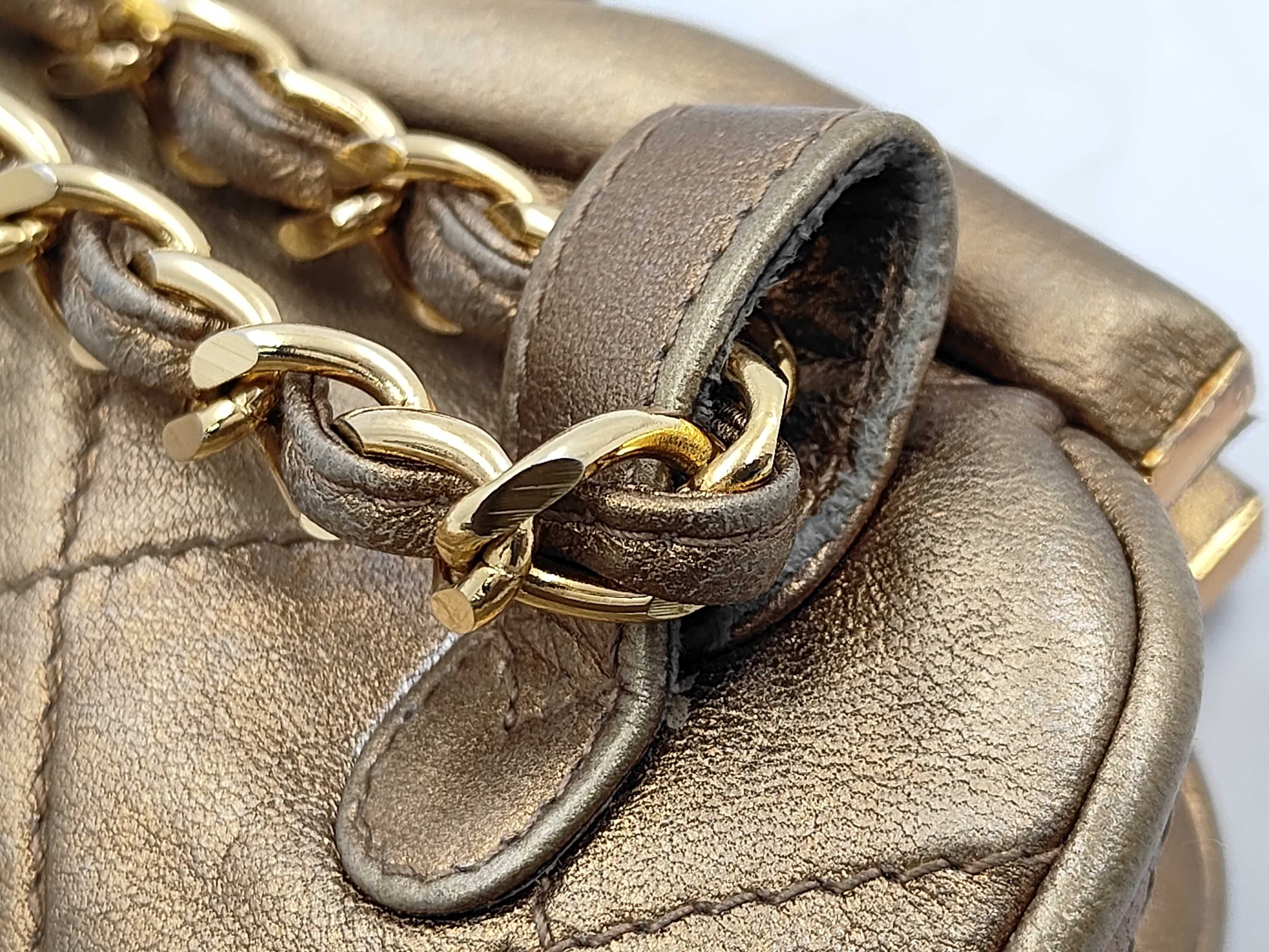 Clasp Fringe Chain Shoulder Bag — view 9