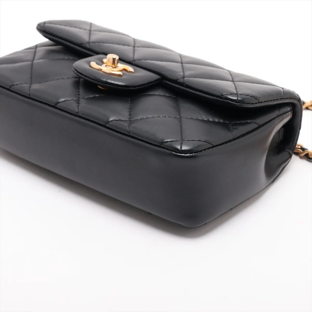 Matelassé Lambskin Single Flap Single Chain Bag, Heart Design, Black with Gold Hardware, GA73GCG5, Random Plate — view 3