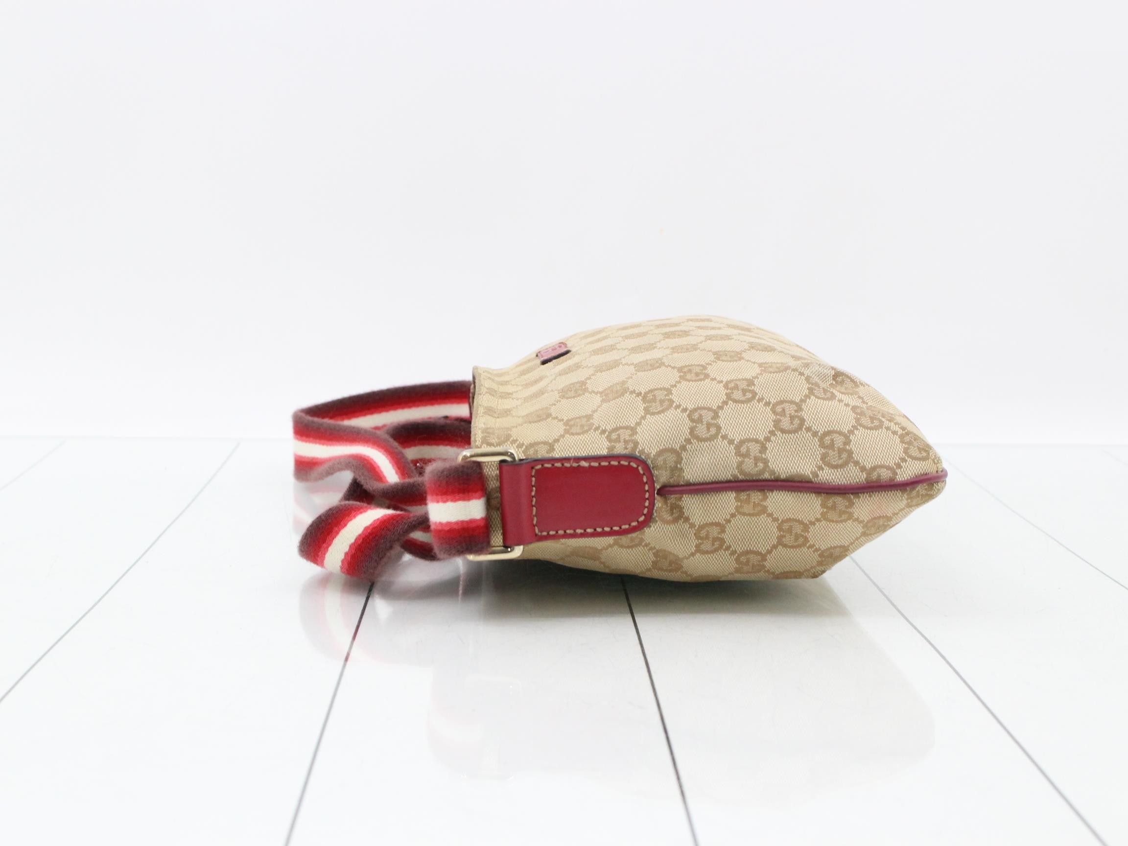 GG Canvas (Bag) - Shoulder Bag — view 4