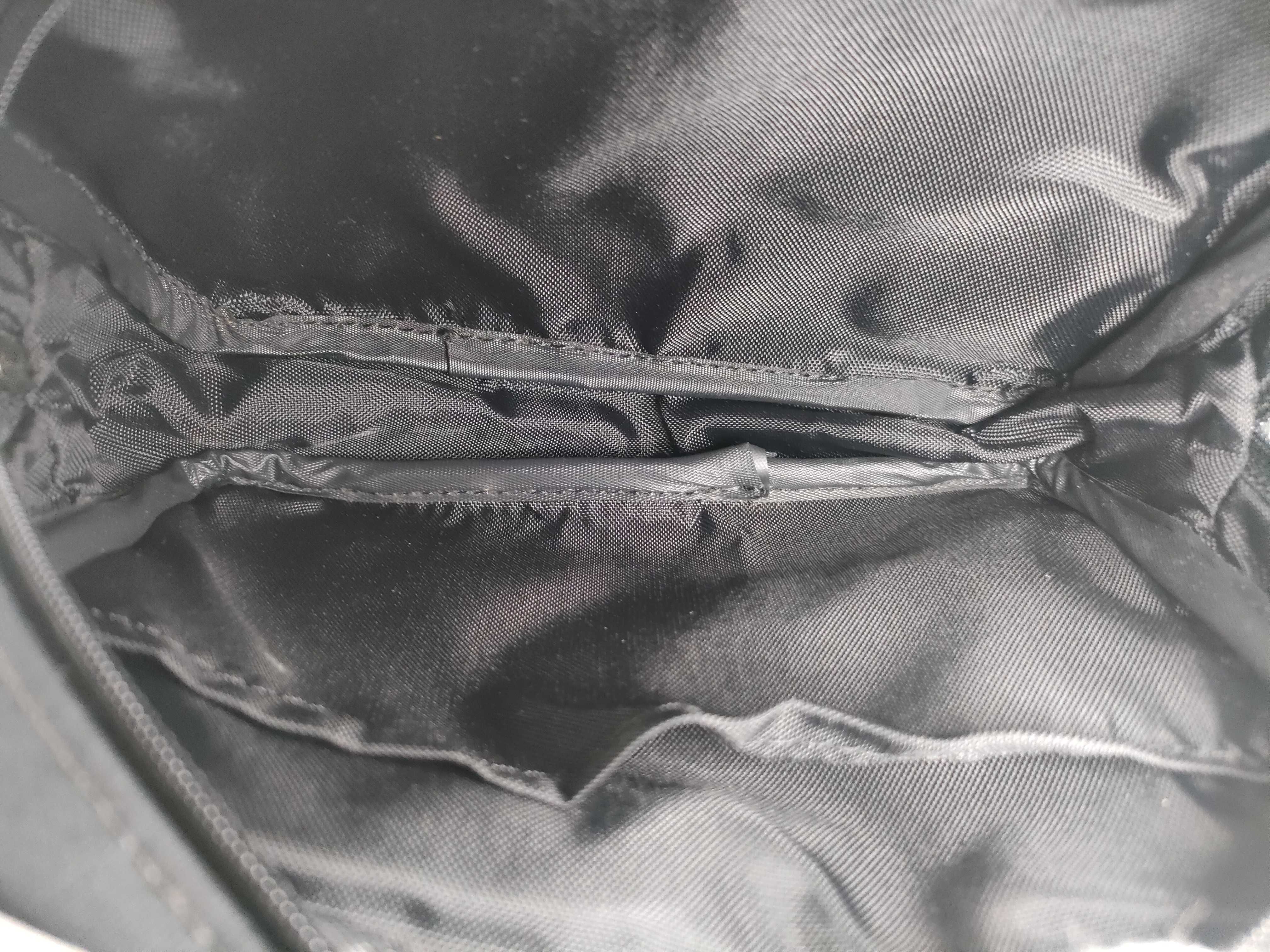 Check Pouch — view 7