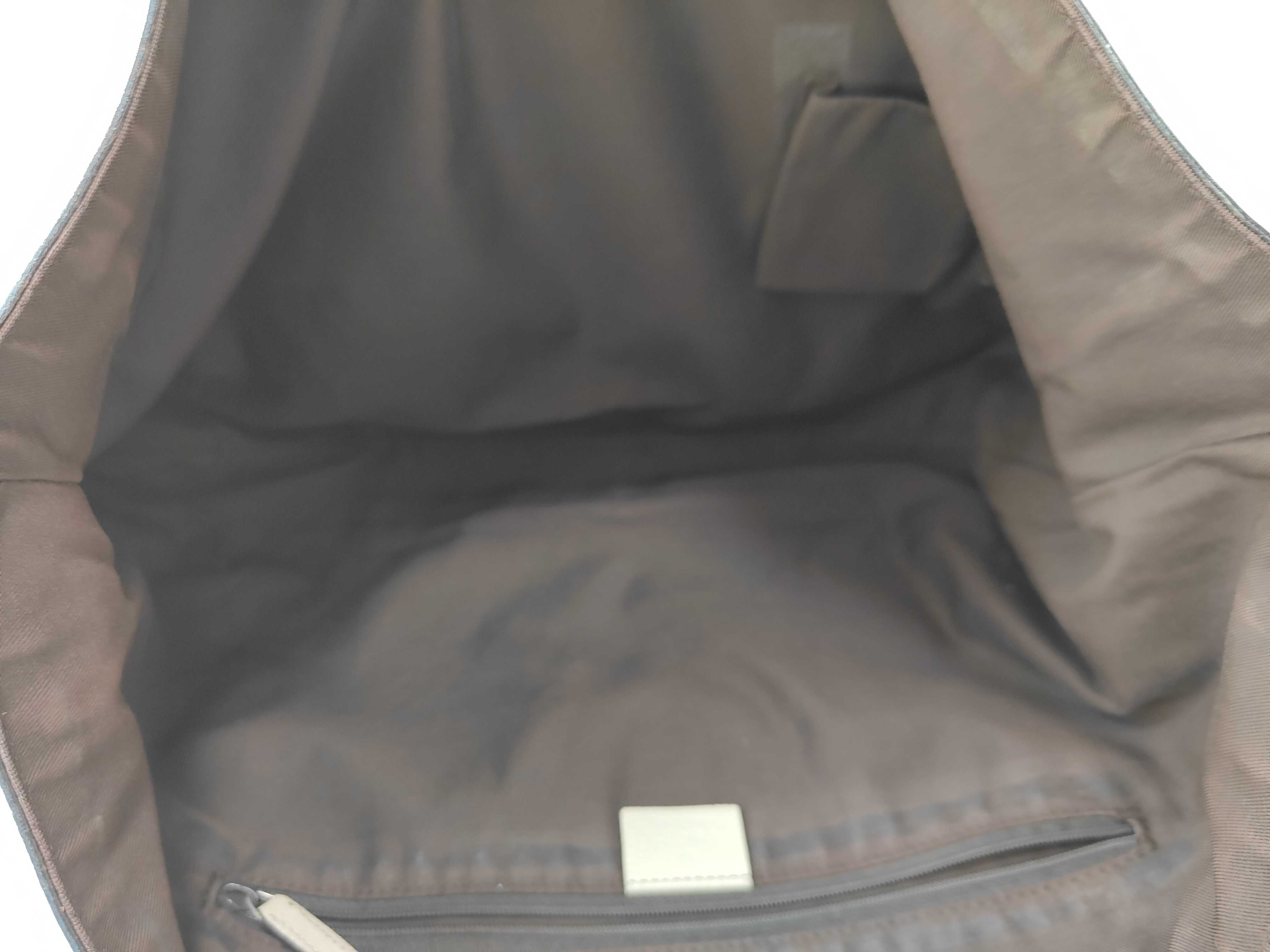 GG Canvas Tote Bag — view 9