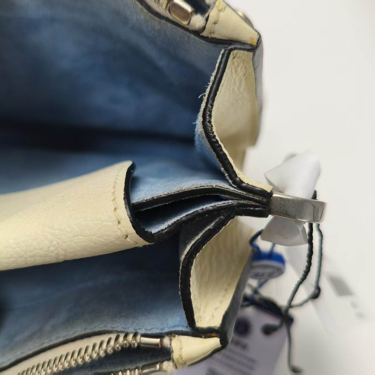 【*Shipped from: China*】PRADA Leather Shoulder Bag — view 12