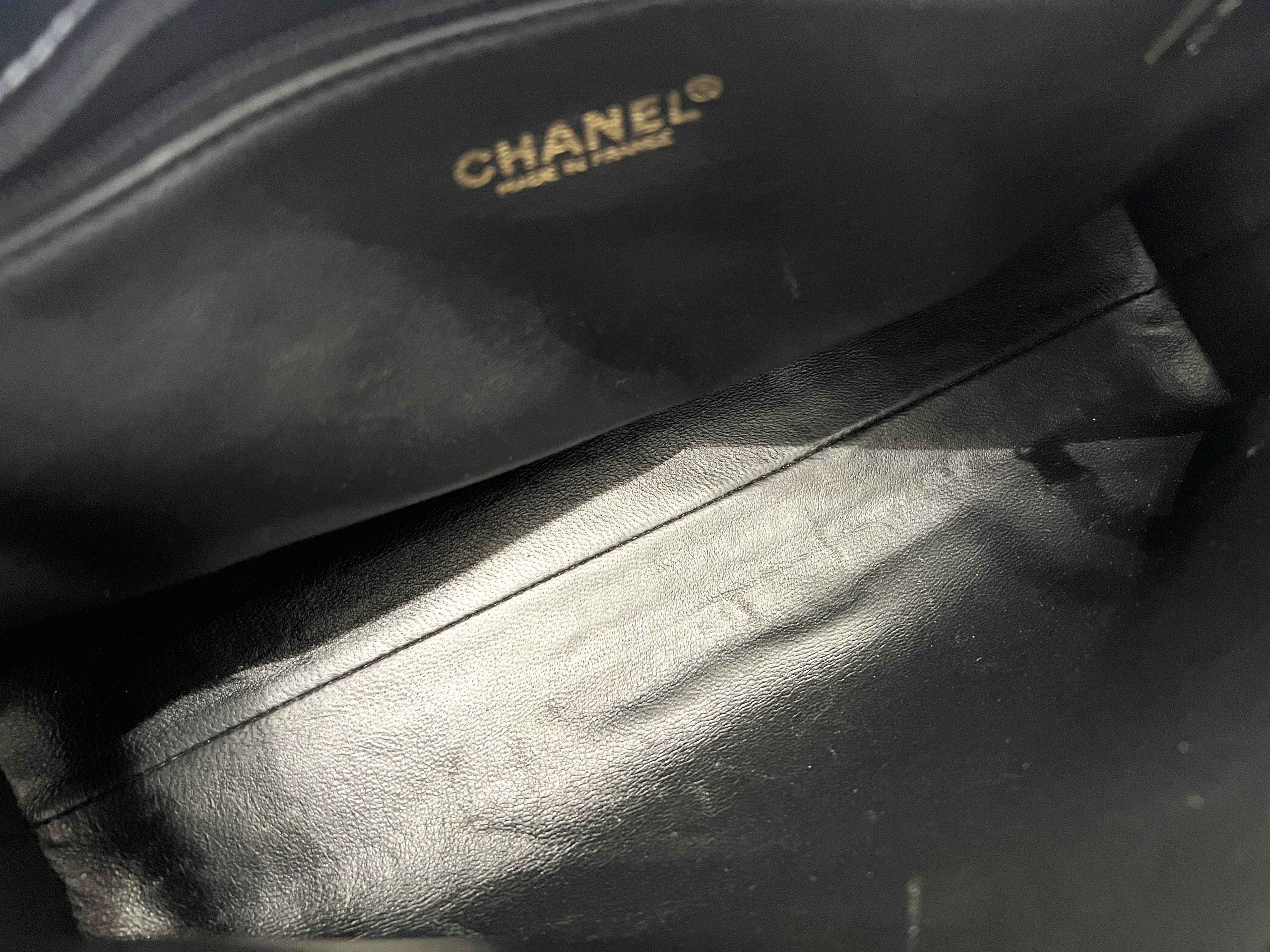 Coco Mark Enamel Patent Leather Chain Shoulder Bag (Serial Number 6) — view 5