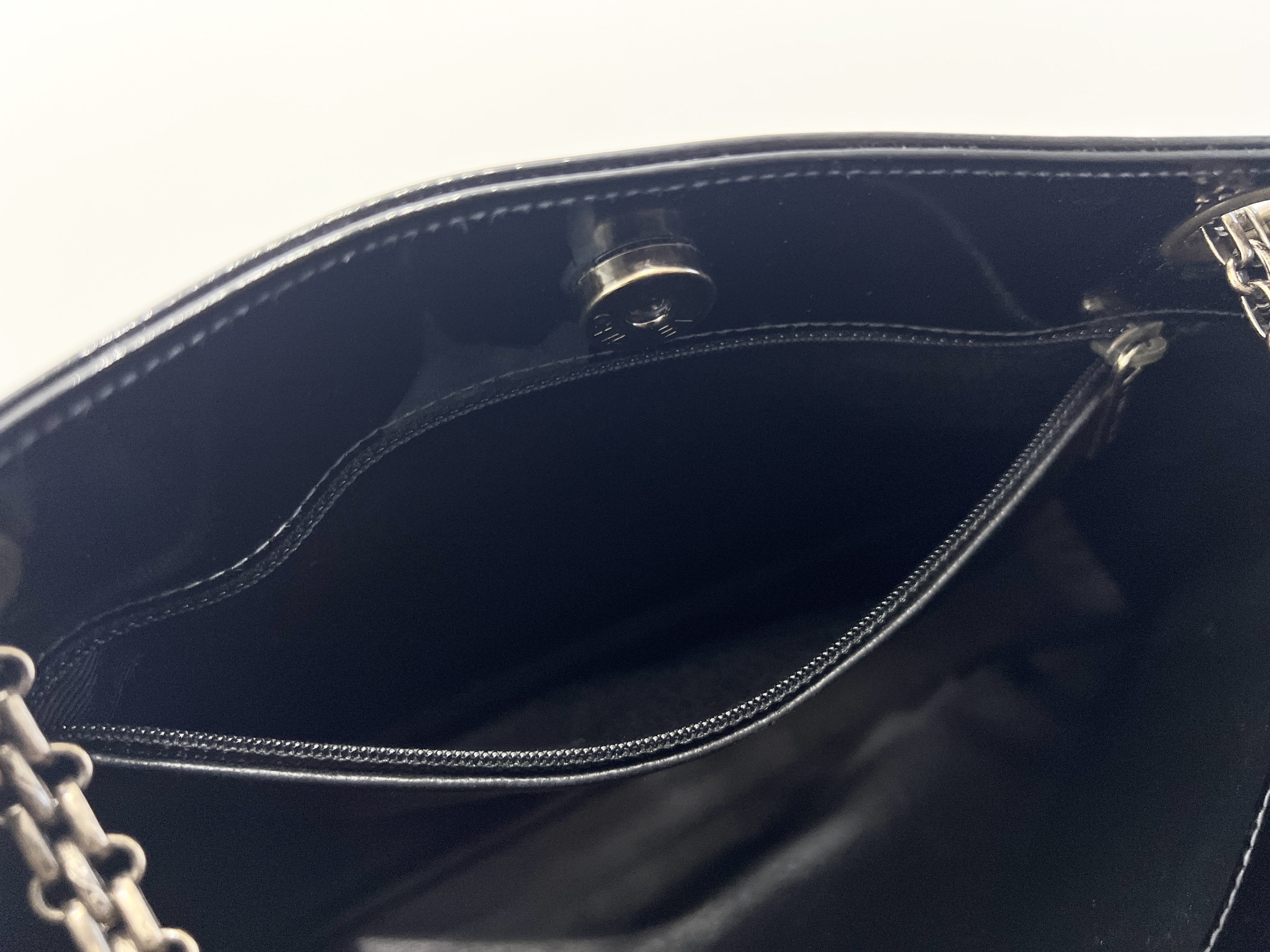 Coco Mark Enamel Patent Leather Chain Shoulder Bag (Serial Number 6) — view 7