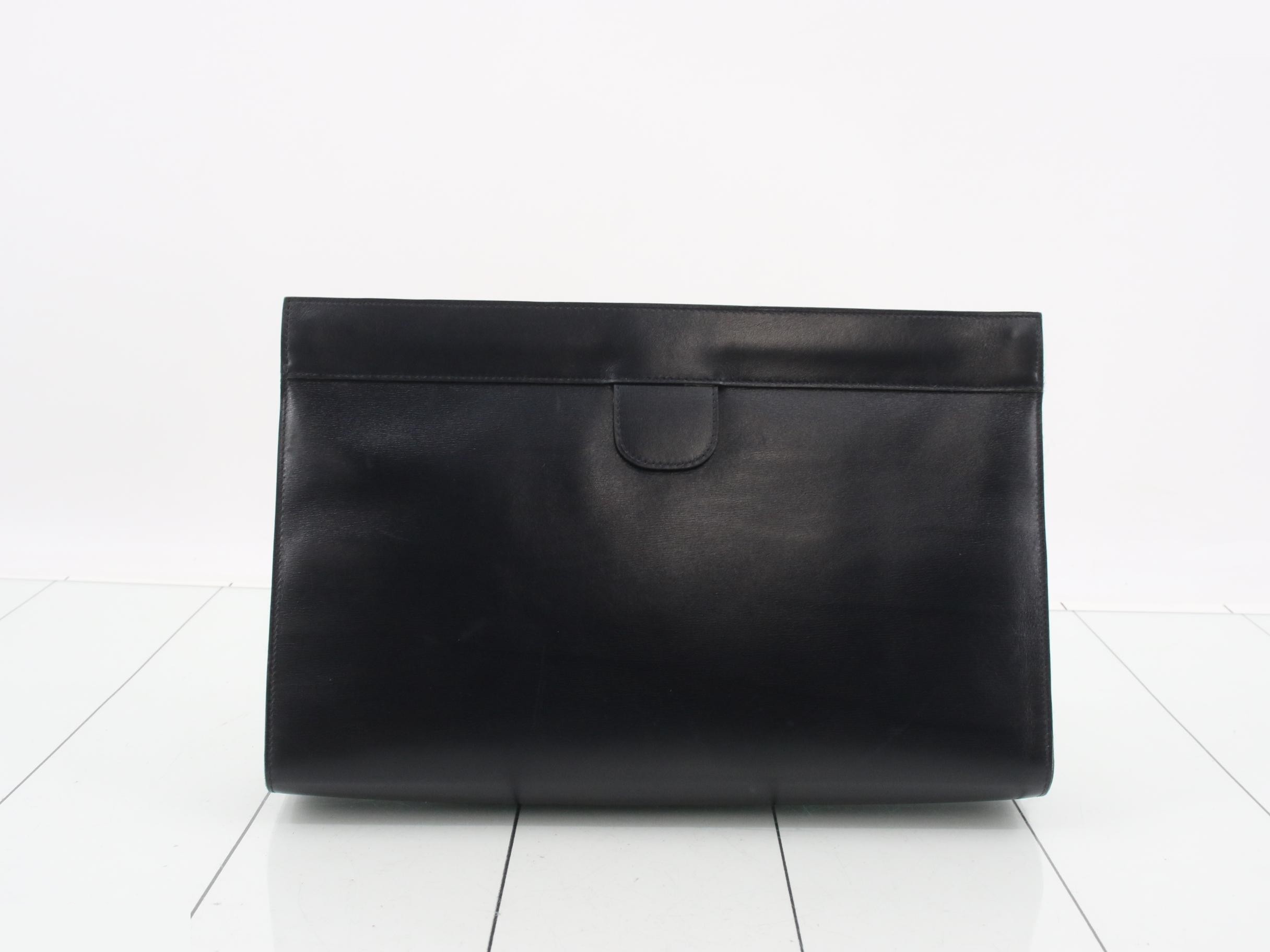 clutch with Coco Mark, lambskin, with dust bag and box. — view 2