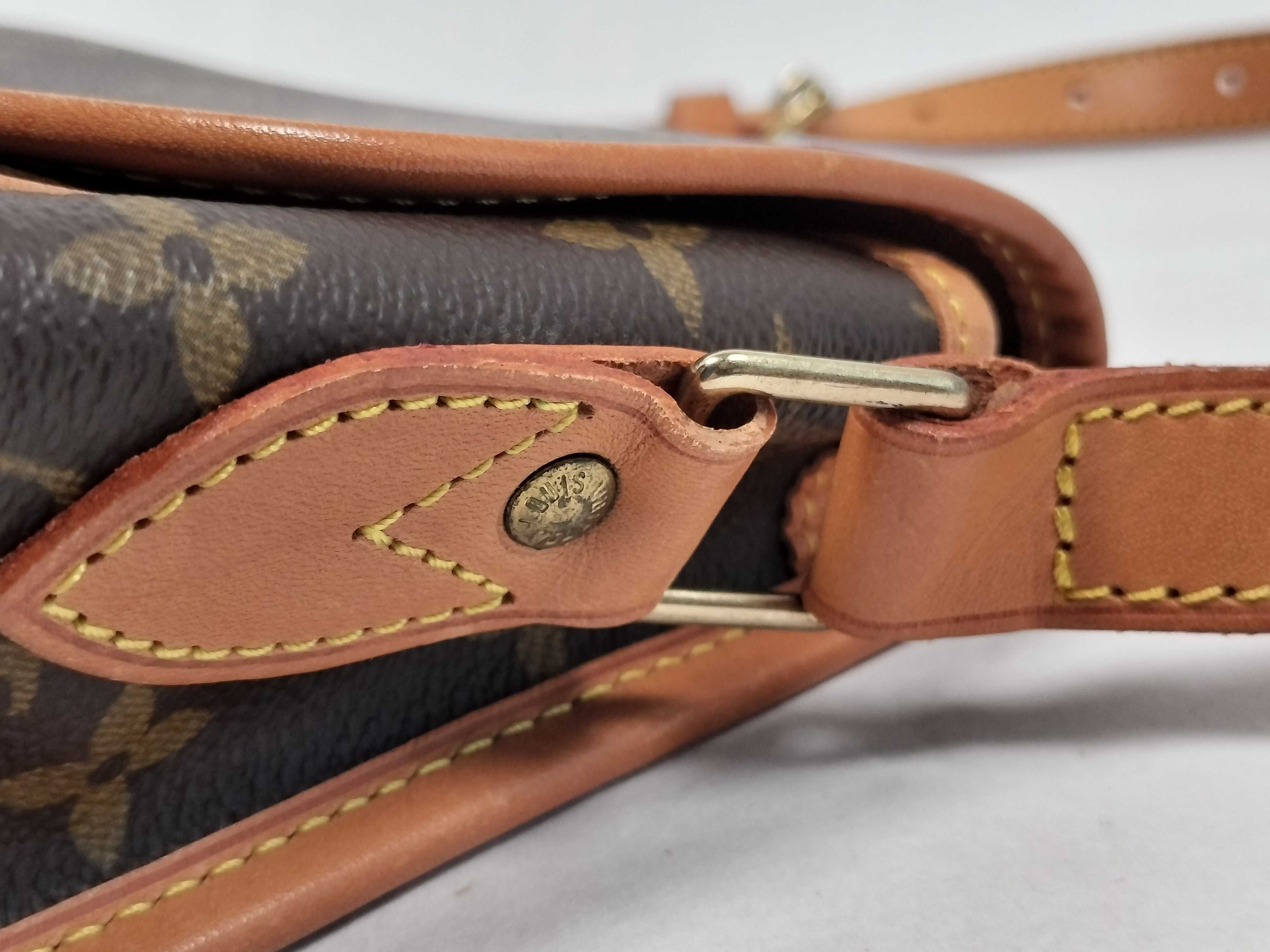 Monogram Gibeciere MM Monogram M42247 Shoulder Bag — view 5