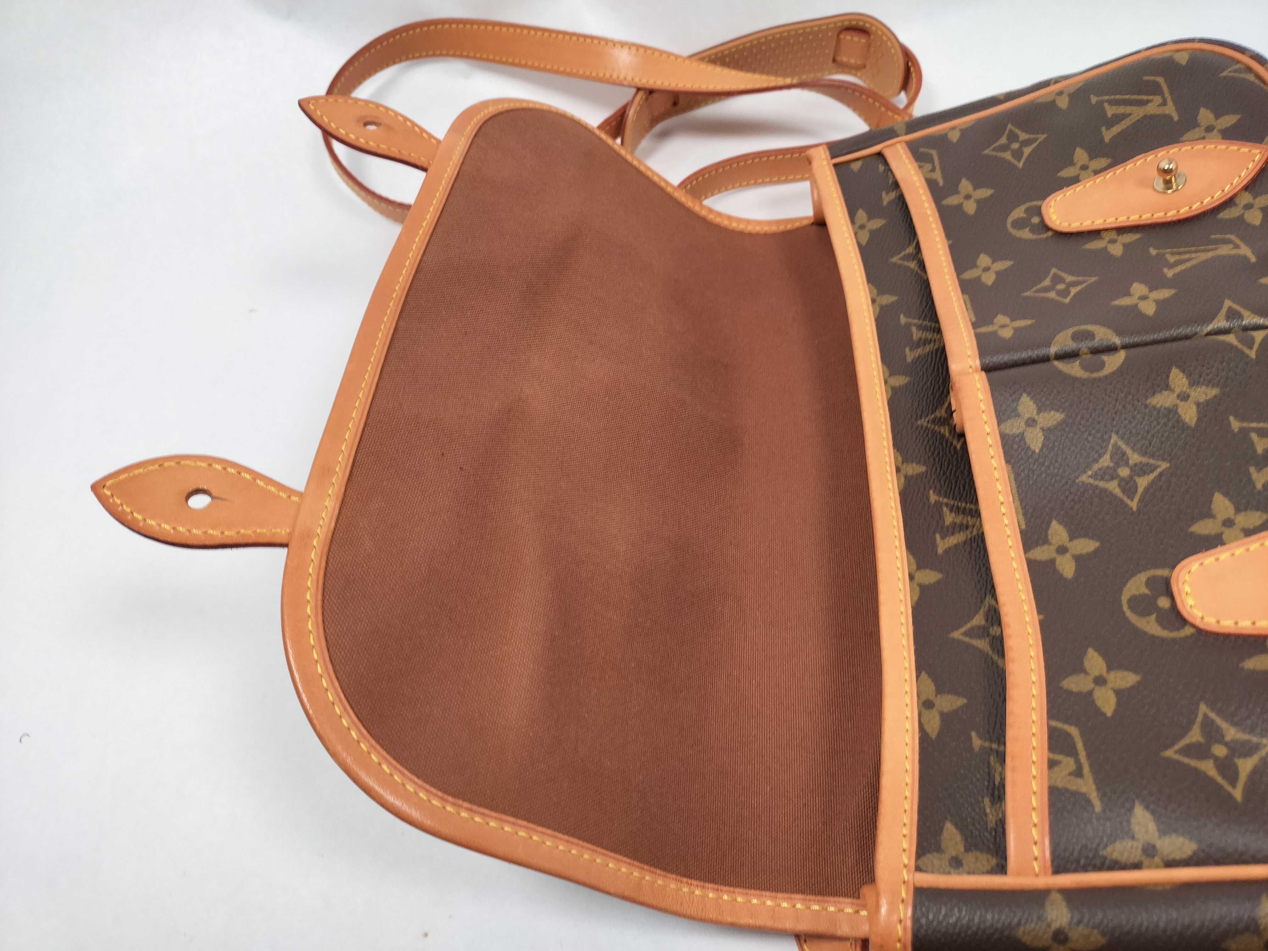 Monogram Gibeciere MM Monogram M42247 Shoulder Bag — view 8