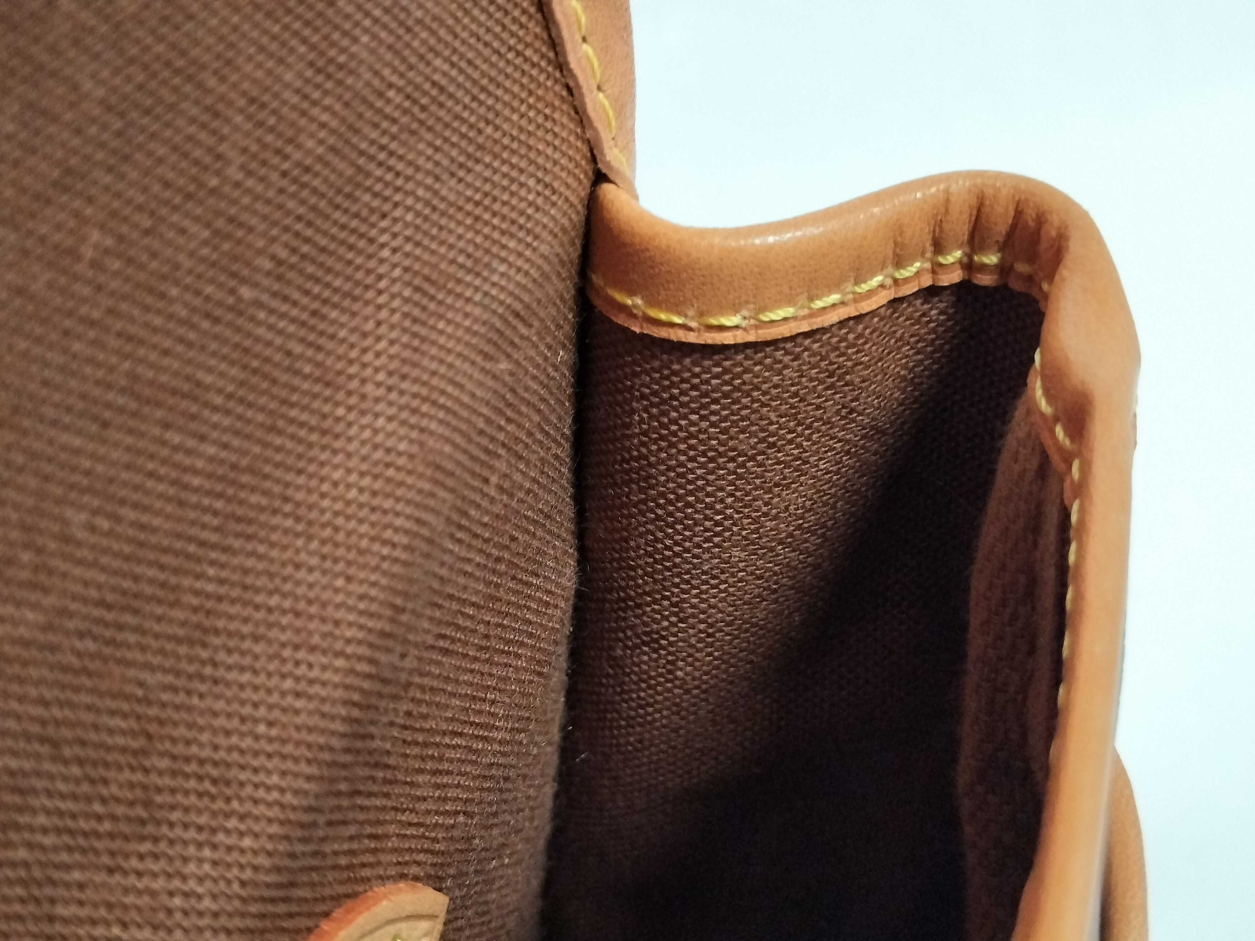 Monogram Gibeciere MM Monogram M42247 Shoulder Bag — view 9