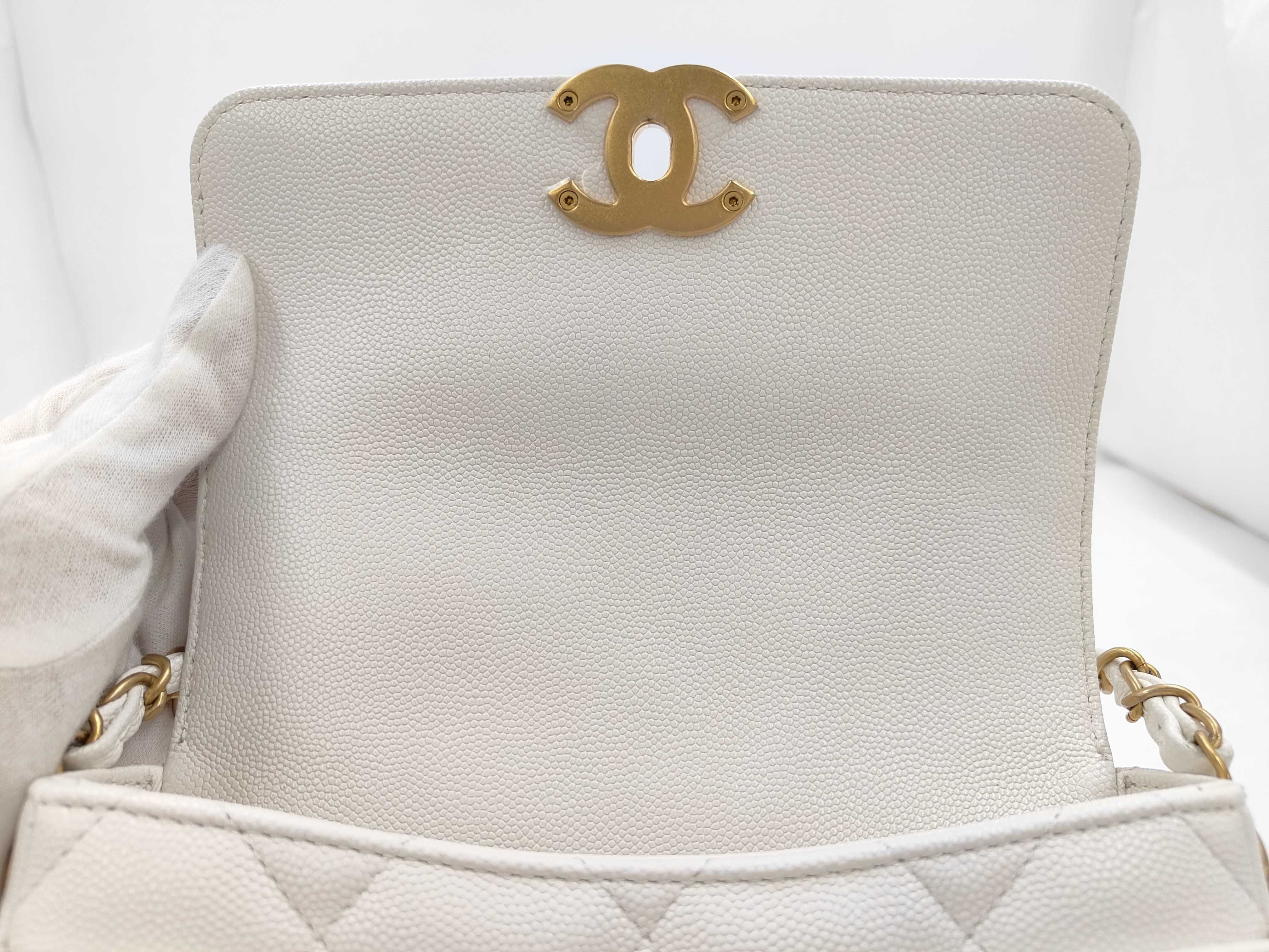 Chain Shoulder Bag — view 8