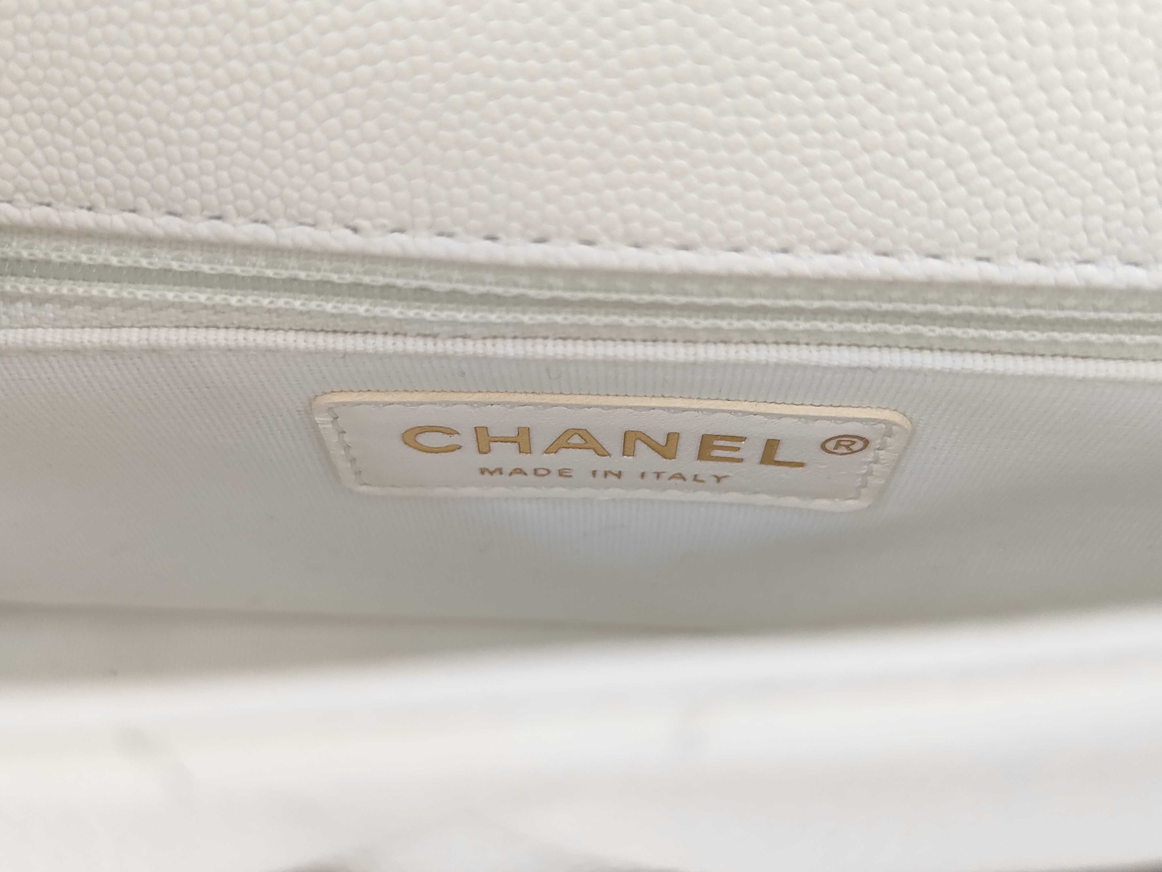 Chain Shoulder Bag — view 10