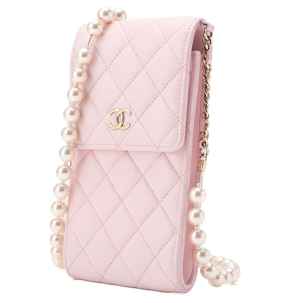 Lambskin Matelassé Messenger Bag with Pearl Chain Shoulder Strap — view 4