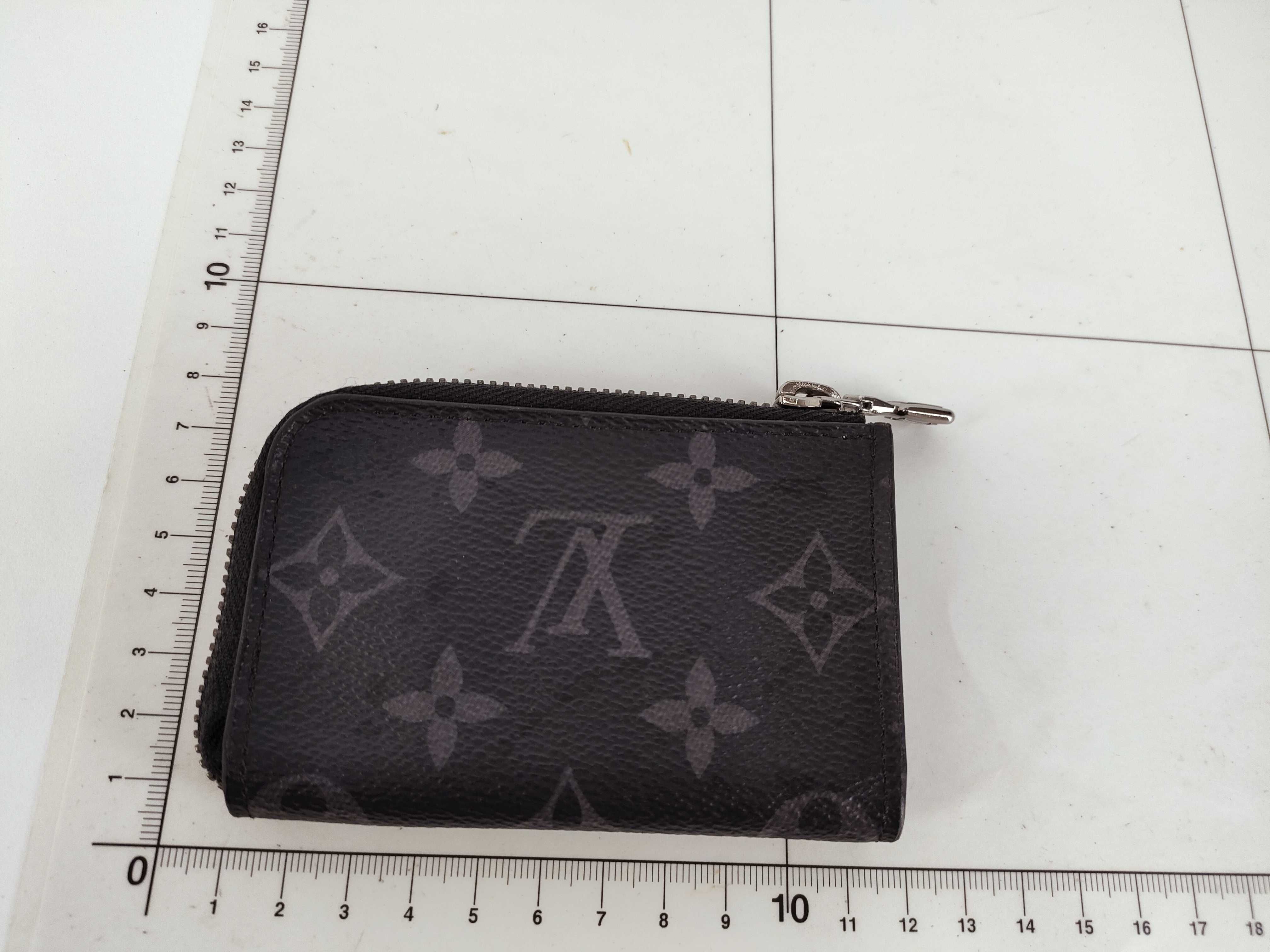 Monogram Coin Case Portemonnaie Jour Monogram Eclipse MB4270 Coin Case — view 2