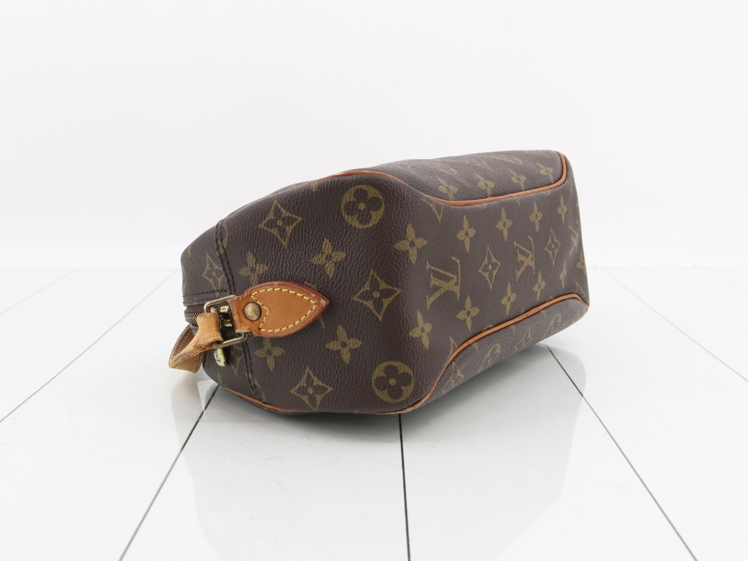 Monogram Shoulder Bag Blois — view 5
