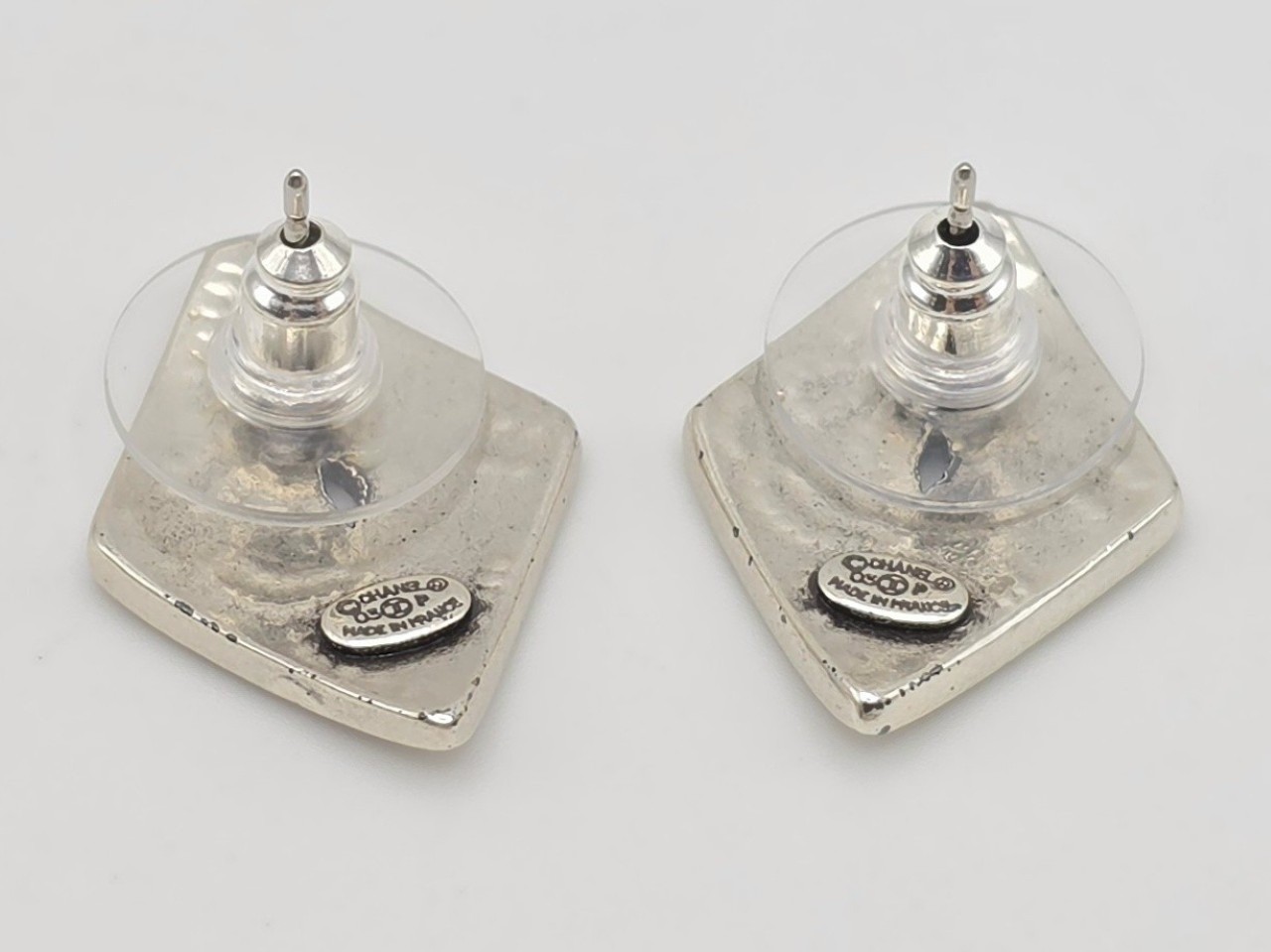 earrings — view 4