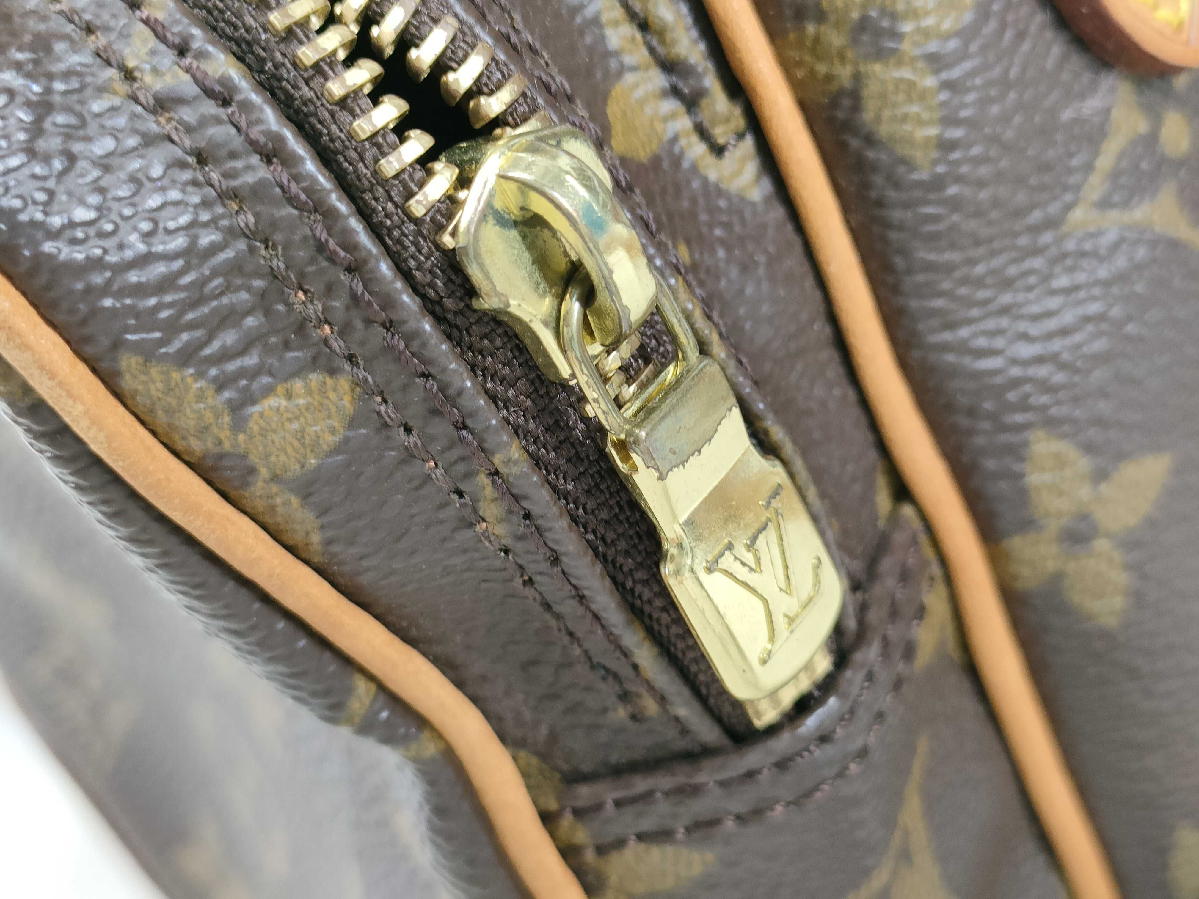 Monogram LV Amazon AR0031 Shoulder Bag — view 13