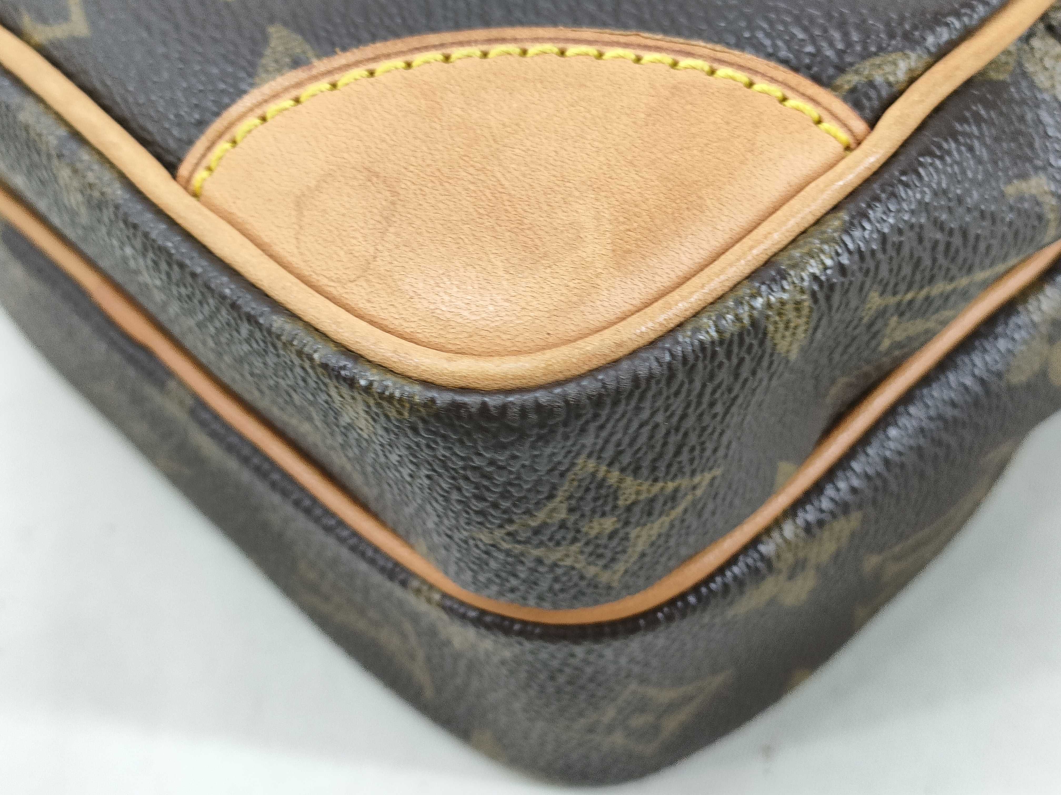 Monogram LV Amazon AR0031 Shoulder Bag — view 7