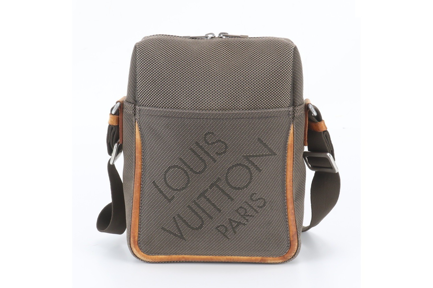 Damier Géant Citadin M93040 Leather Crossbody Messenger Bag — view 3