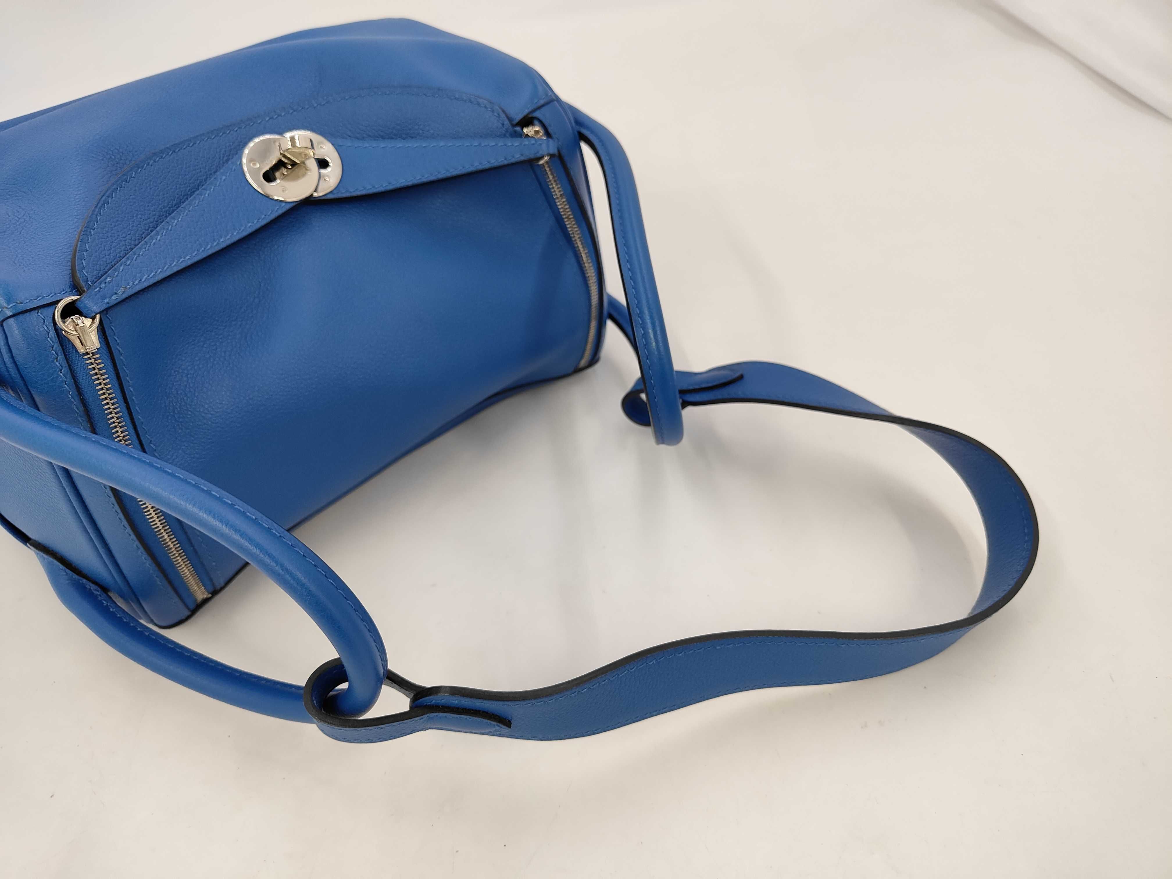 Lindy 26 Veau Swift 2-way handbag with D stamp — view 5