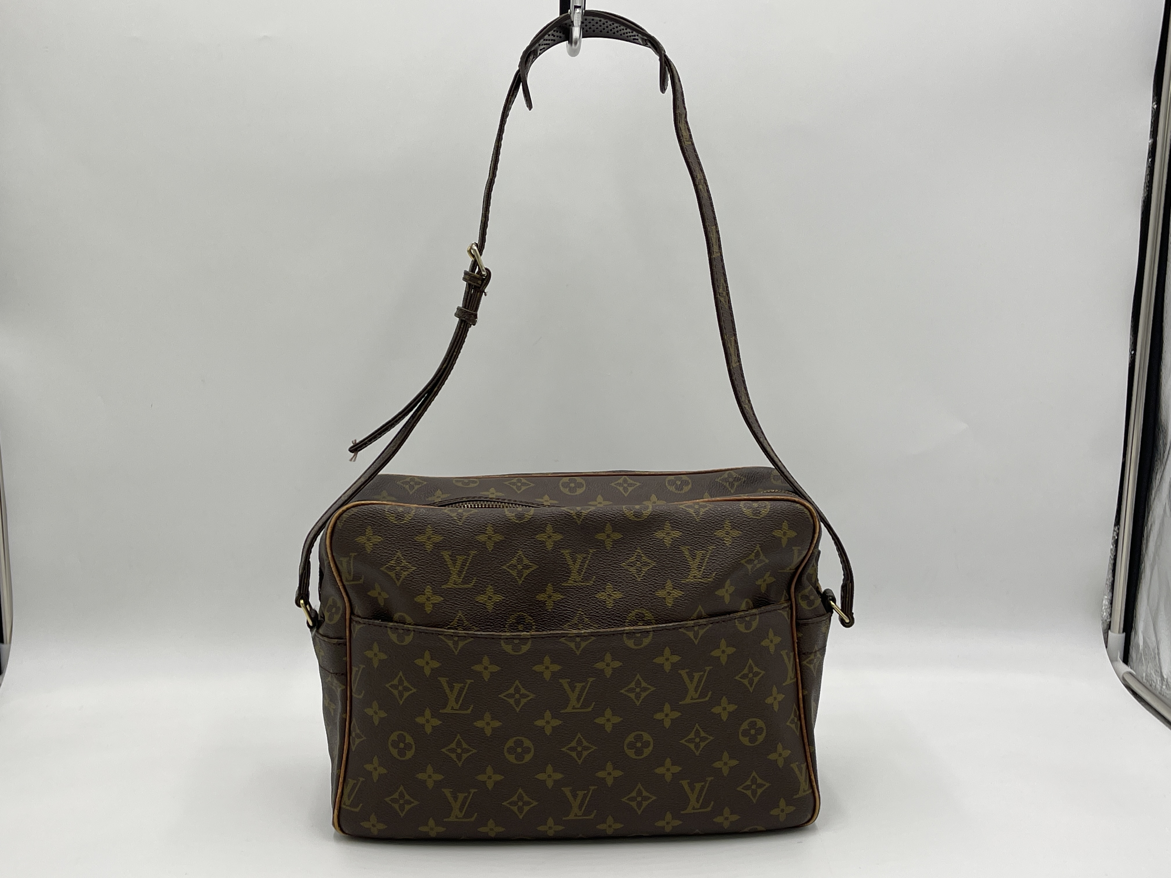 Monogram Nile GM M45242 Shoulder Bag — view 3