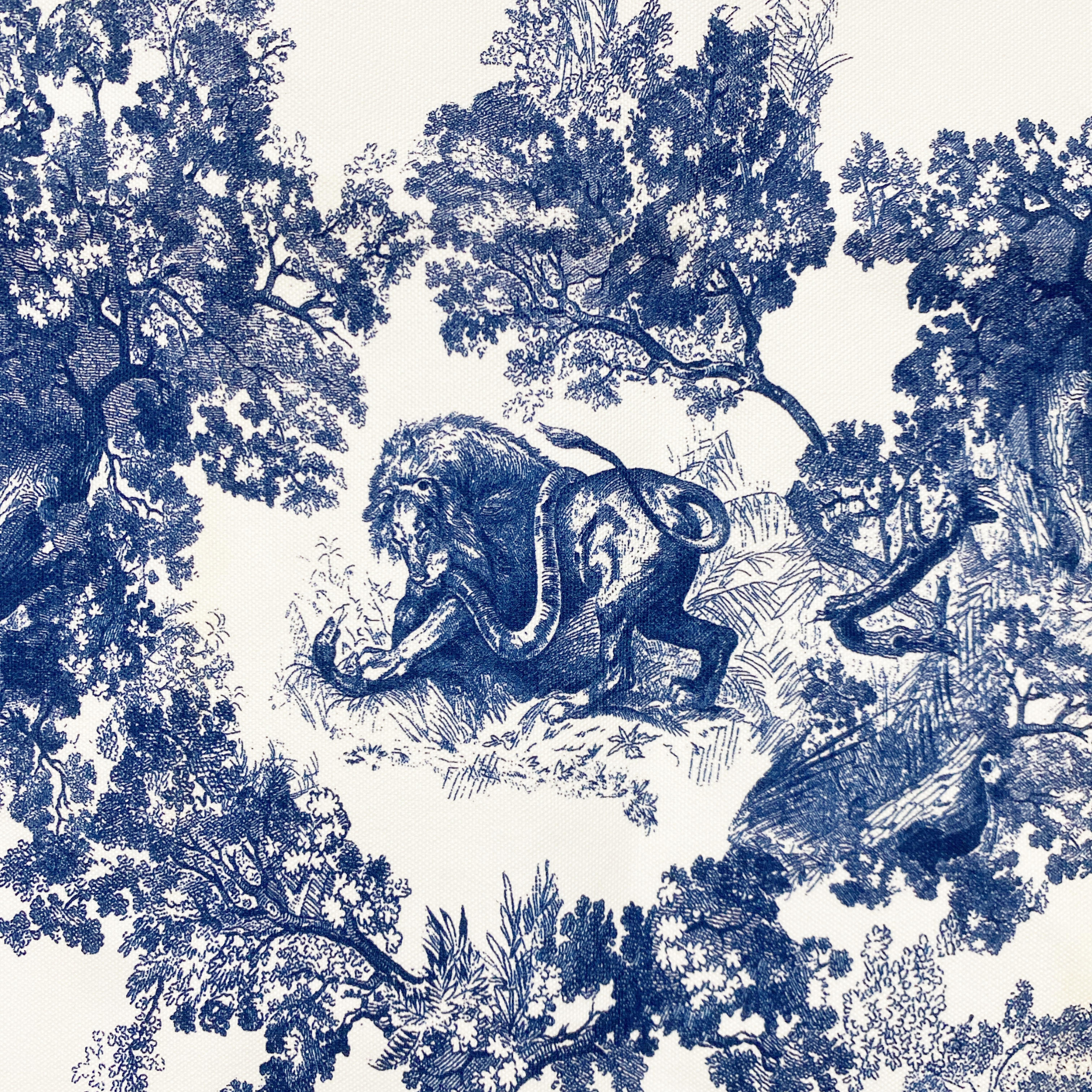 Scarf Tapestry Animal Print Blue x White Large Size Other Accessories — view 2